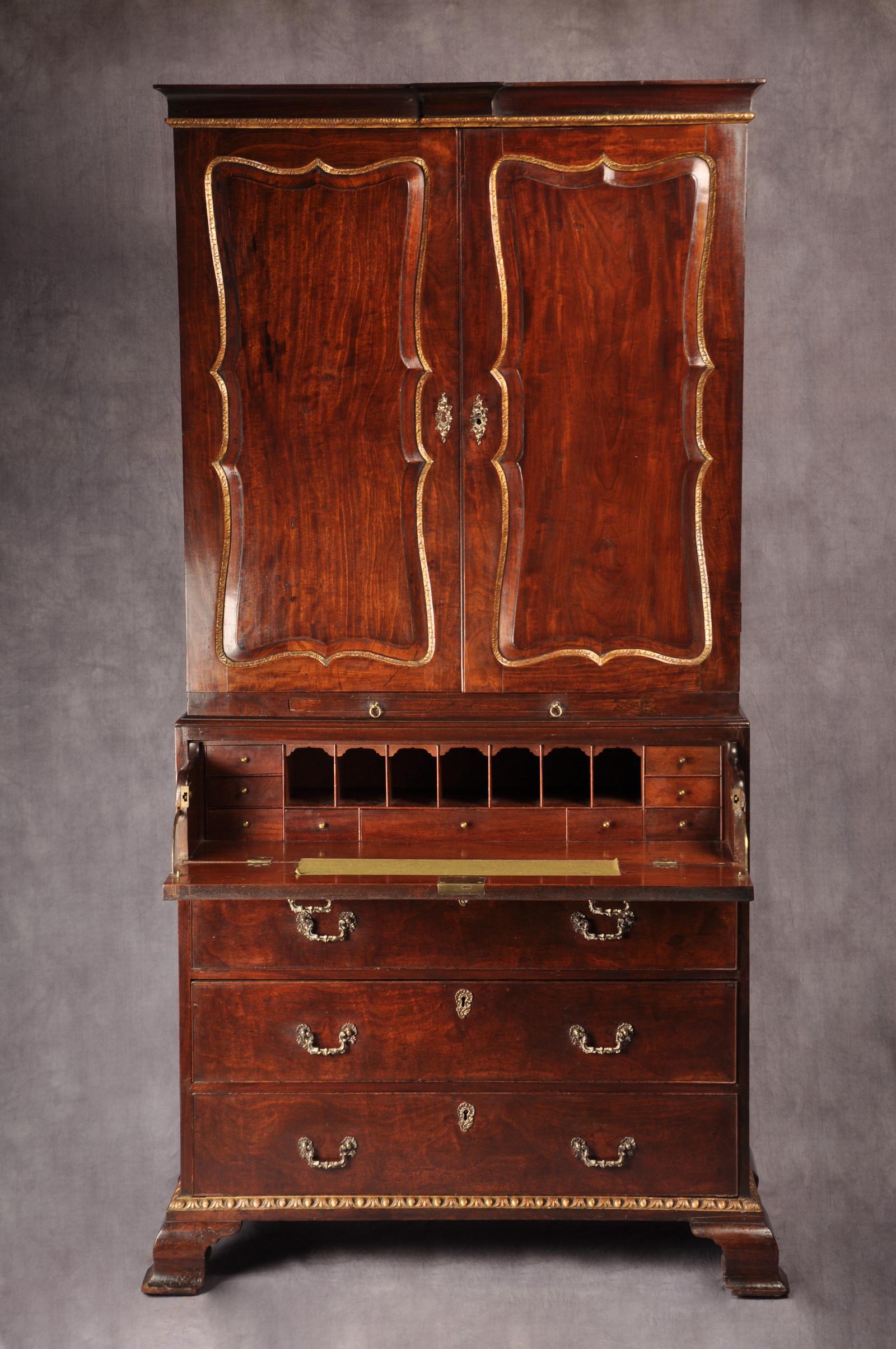 Fine 18th Century Mahogany Secretaire Cabinet (1 of 18)