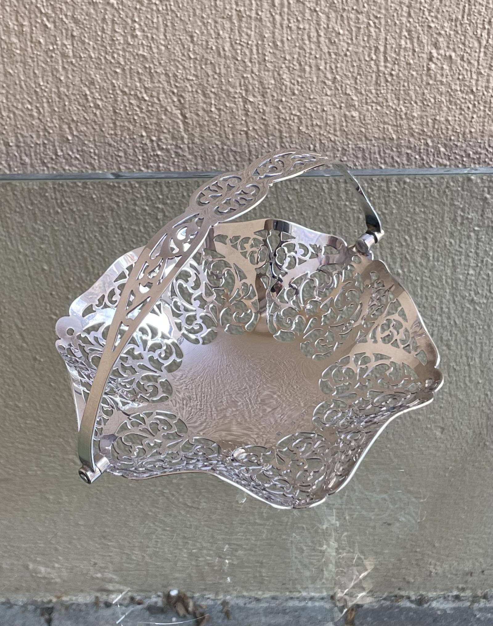 Pretty Elizabeth II Silver Bon Bon Dish Basket (1 of 6) Pretty Elizabeth II Silver Bon Bon Dish Basket (1 of 6)