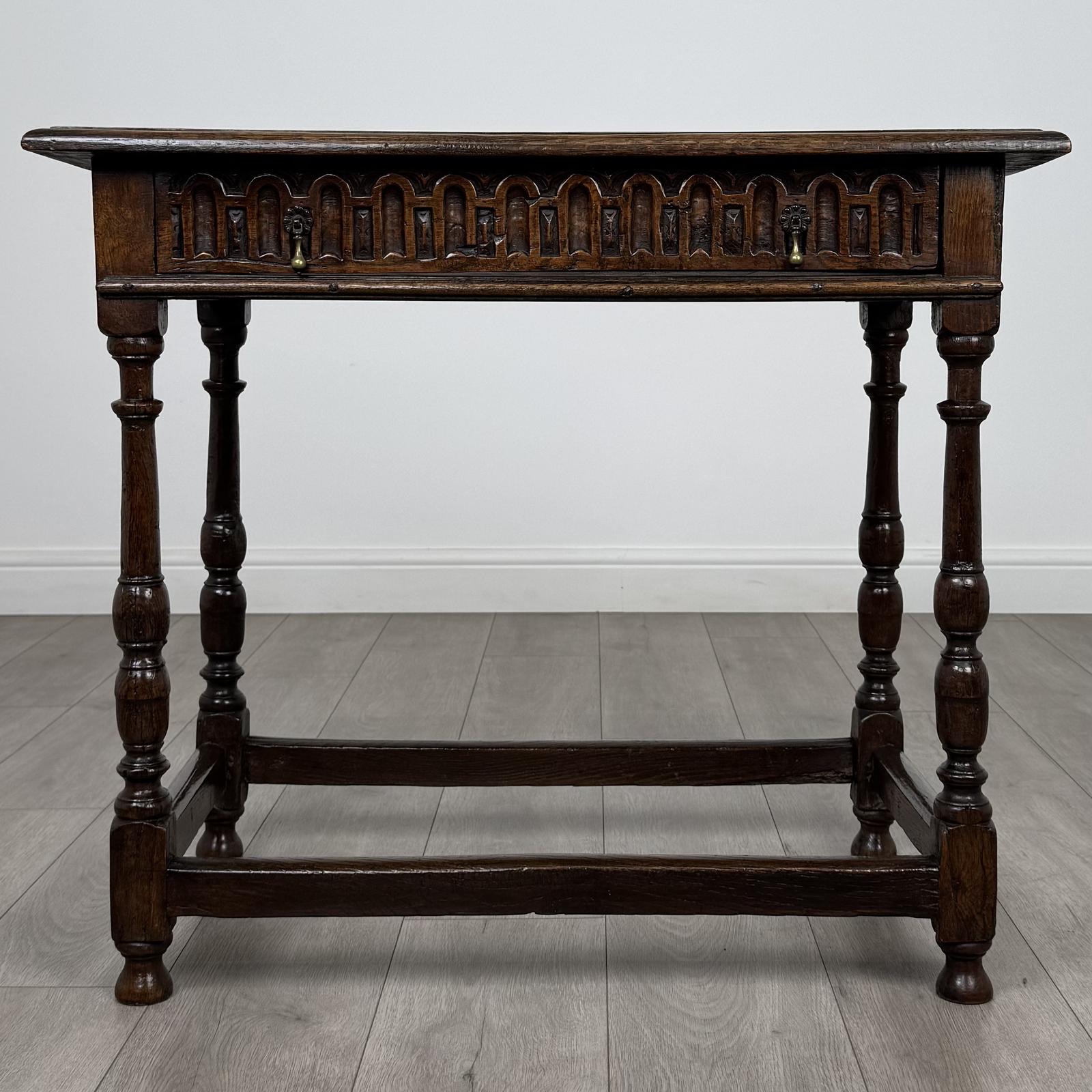 Antique 18th Century Fine Quality Side Table In Oak (1 of 11) Antique 18th Century Fine Quality Side Table In Oak (1 of 11)