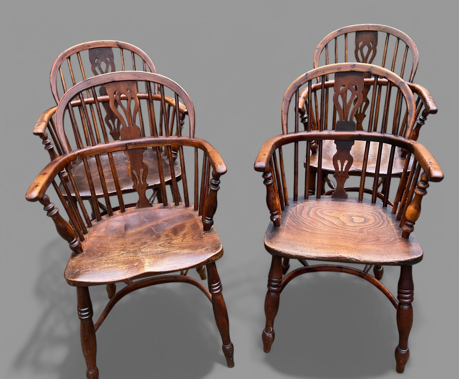 A Set of 4 Yew Wood Low Back Windsor Chairs Rockley Maker (1 of 9) A Set of 4 Yew Wood Low Back Windsor Chairs Rockley Maker (1 of 9)