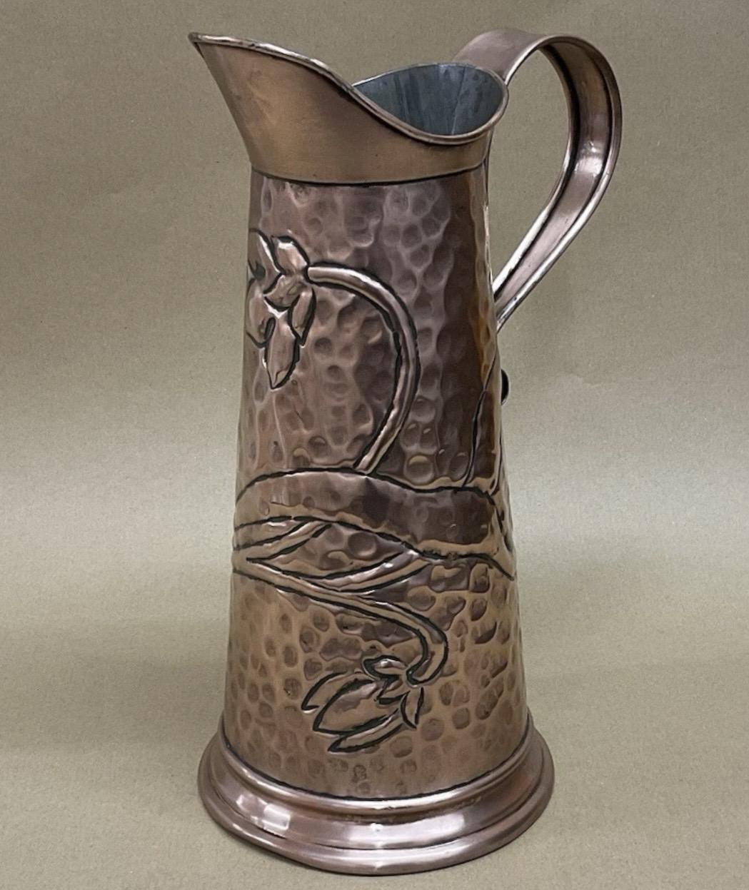 Arts and Crafts Repousse Copper Jug 33cm Antique Victorian C1890 (1 of 6) Arts and Crafts Repousse Copper Jug 33cm Antique Victorian C1890 (1 of 6)