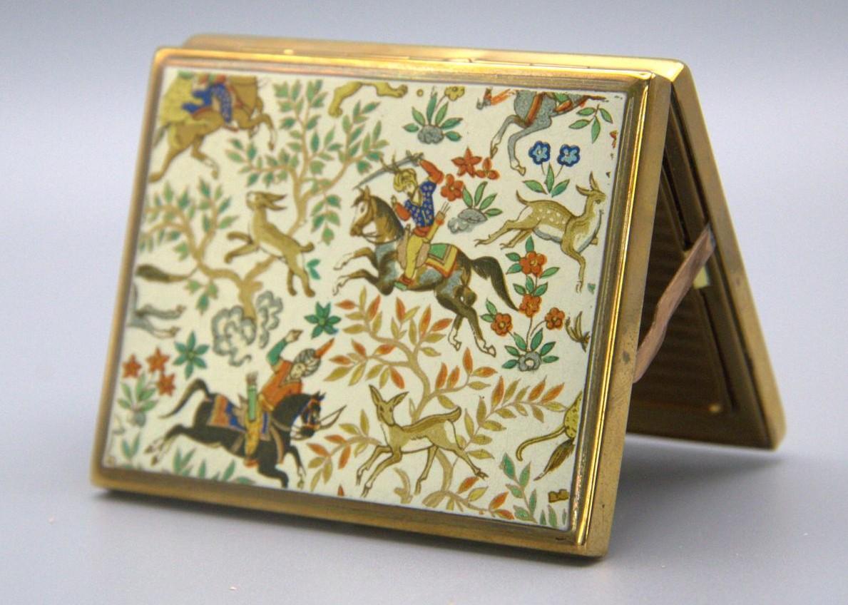 Vintage Pontoon Stratton Powder Compact 1940s-50s (1 of 6)