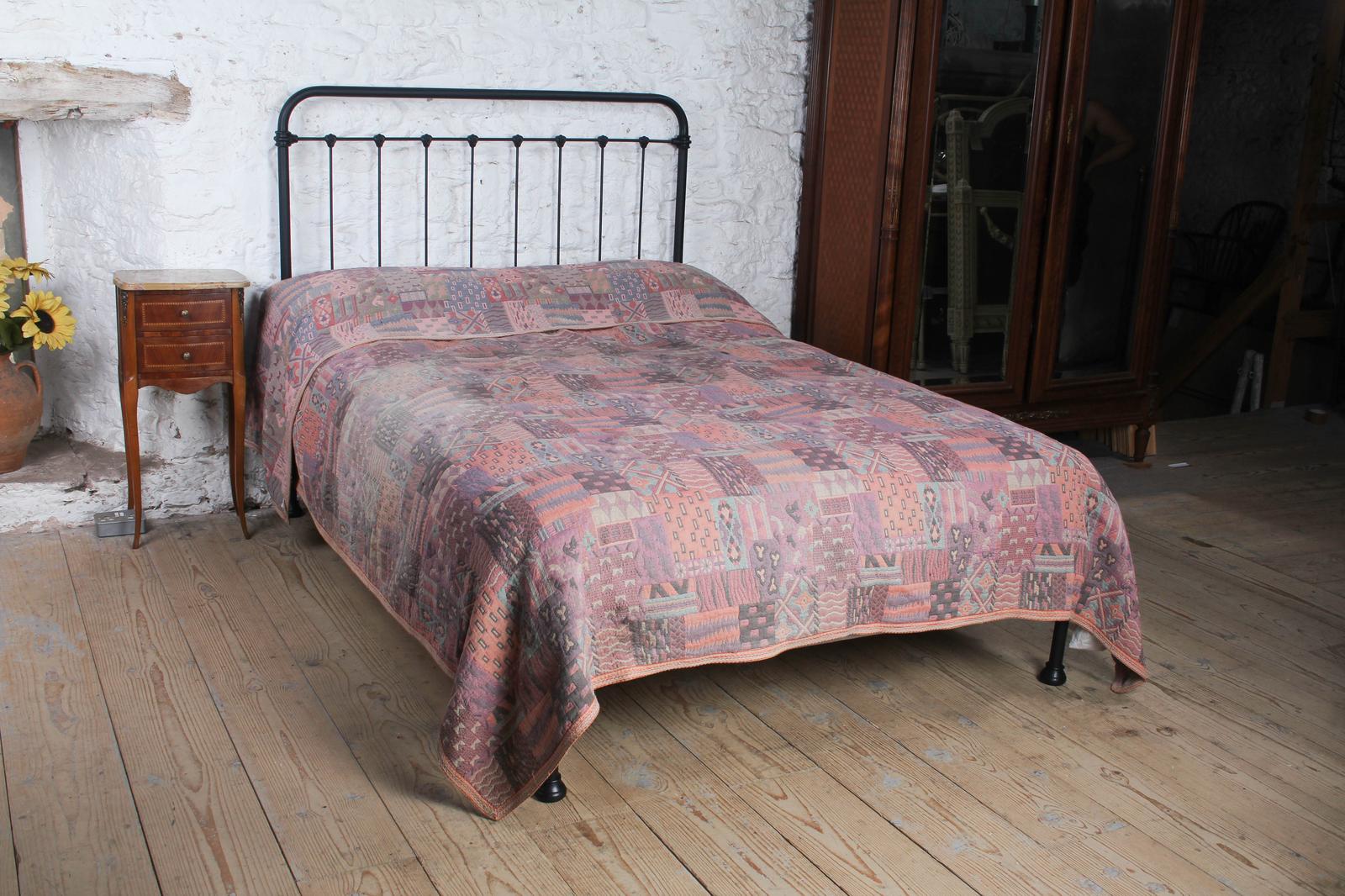 Very Nice French No End All Iron Bed. (1 of 6)