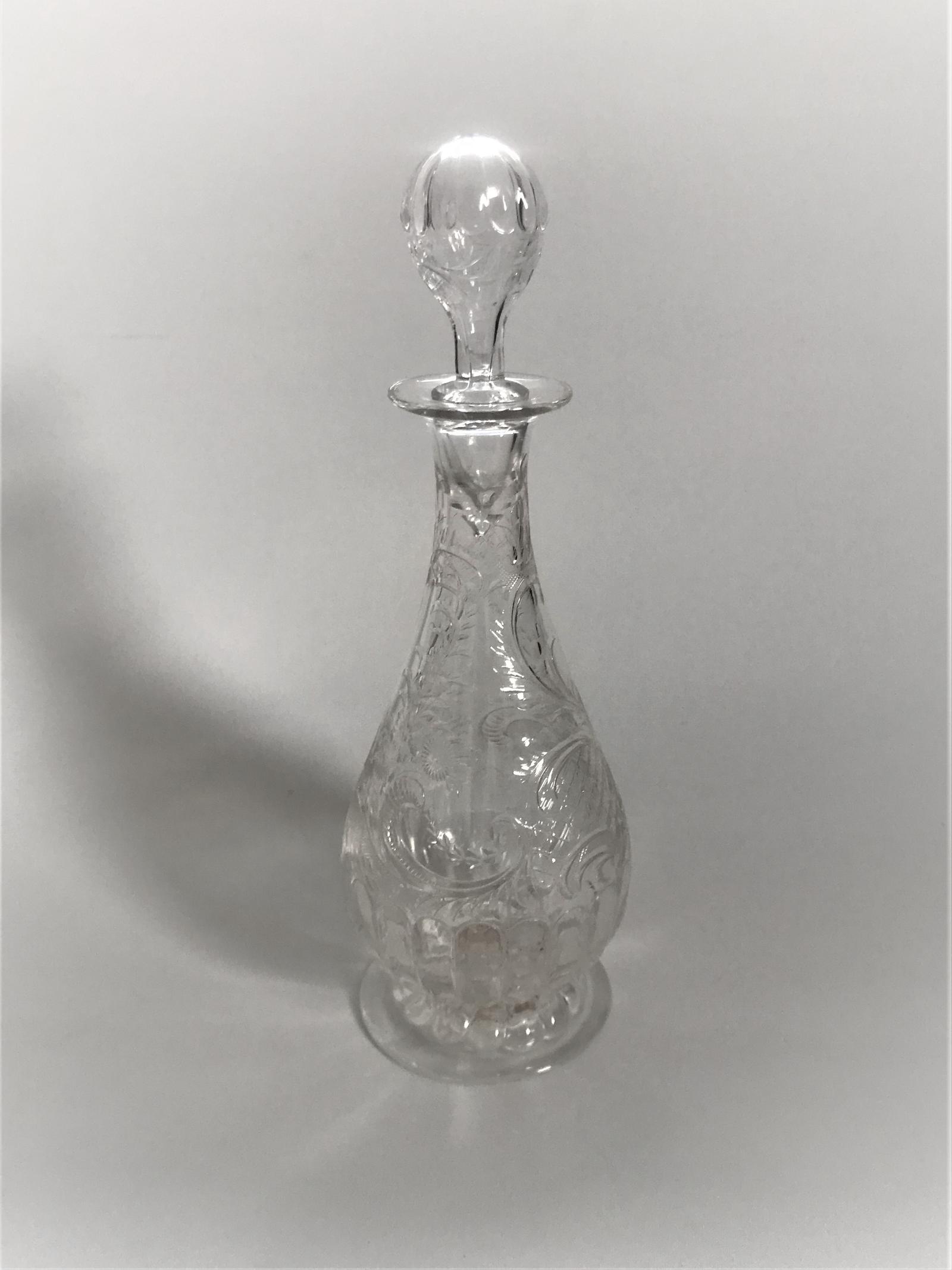 Stevens & Williams Intaglio Cut Liqueur Decanter (1 of 6) Stevens & Williams Intaglio Cut Liqueur Decanter (1 of 6)