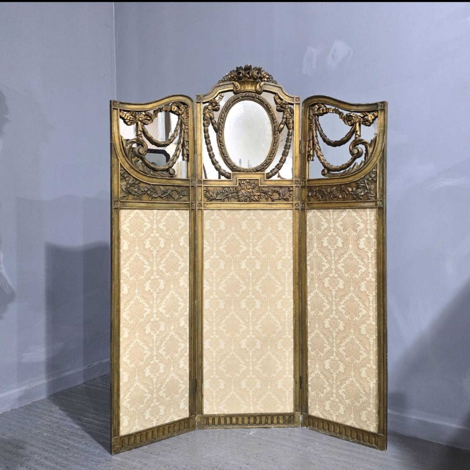 Fine French Three Fold Gilt Screen (1 of 9) Fine French Three Fold Gilt Screen (1 of 9)