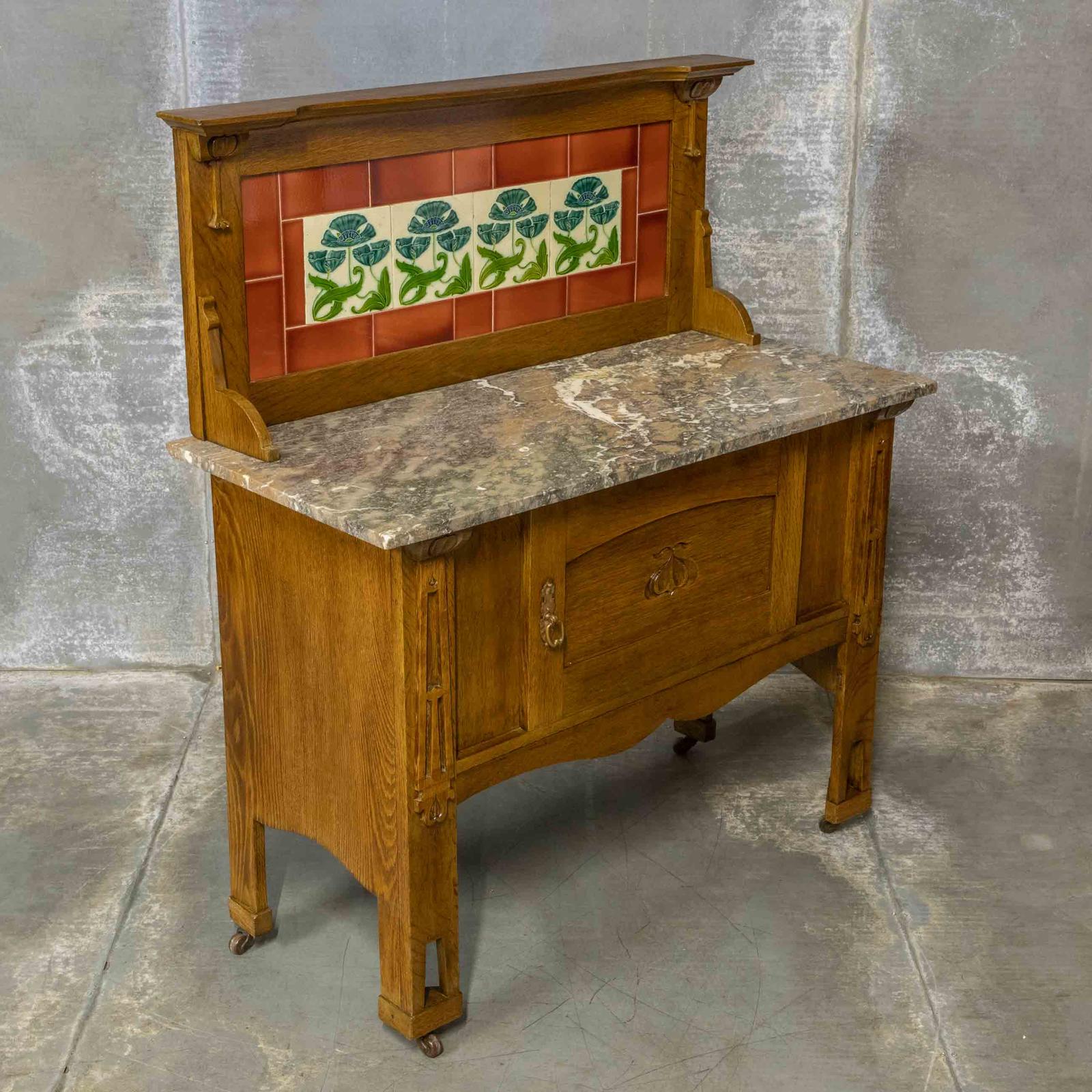 Arts & Crafts Oak Washstand (1 of 13)