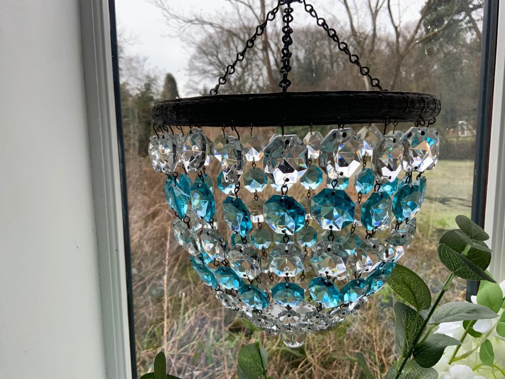 Sac A Perle Chandelier (1 of 4) Sac A Perle Chandelier (1 of 4)