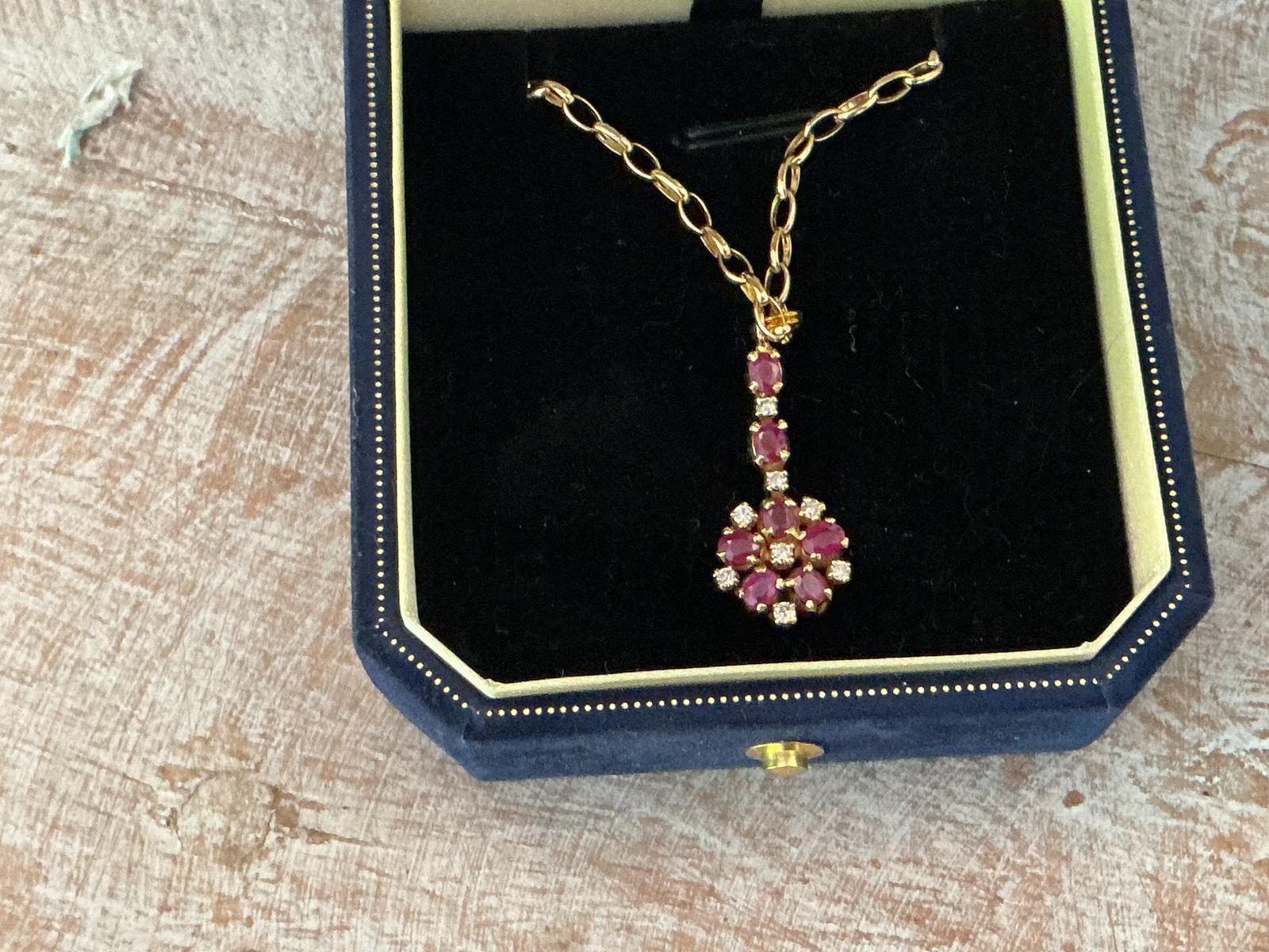 14ct Gold, Ruby Diamond Pendent & Chain (1 of 4) 14ct Gold, Ruby Diamond Pendent & Chain (1 of 4)