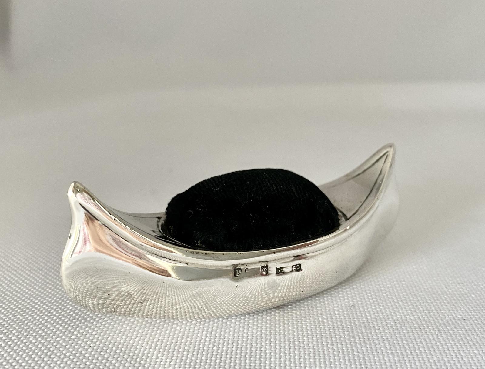 Silver Canoe Pin Cushion - Birmingham 1903 (1 of 6)