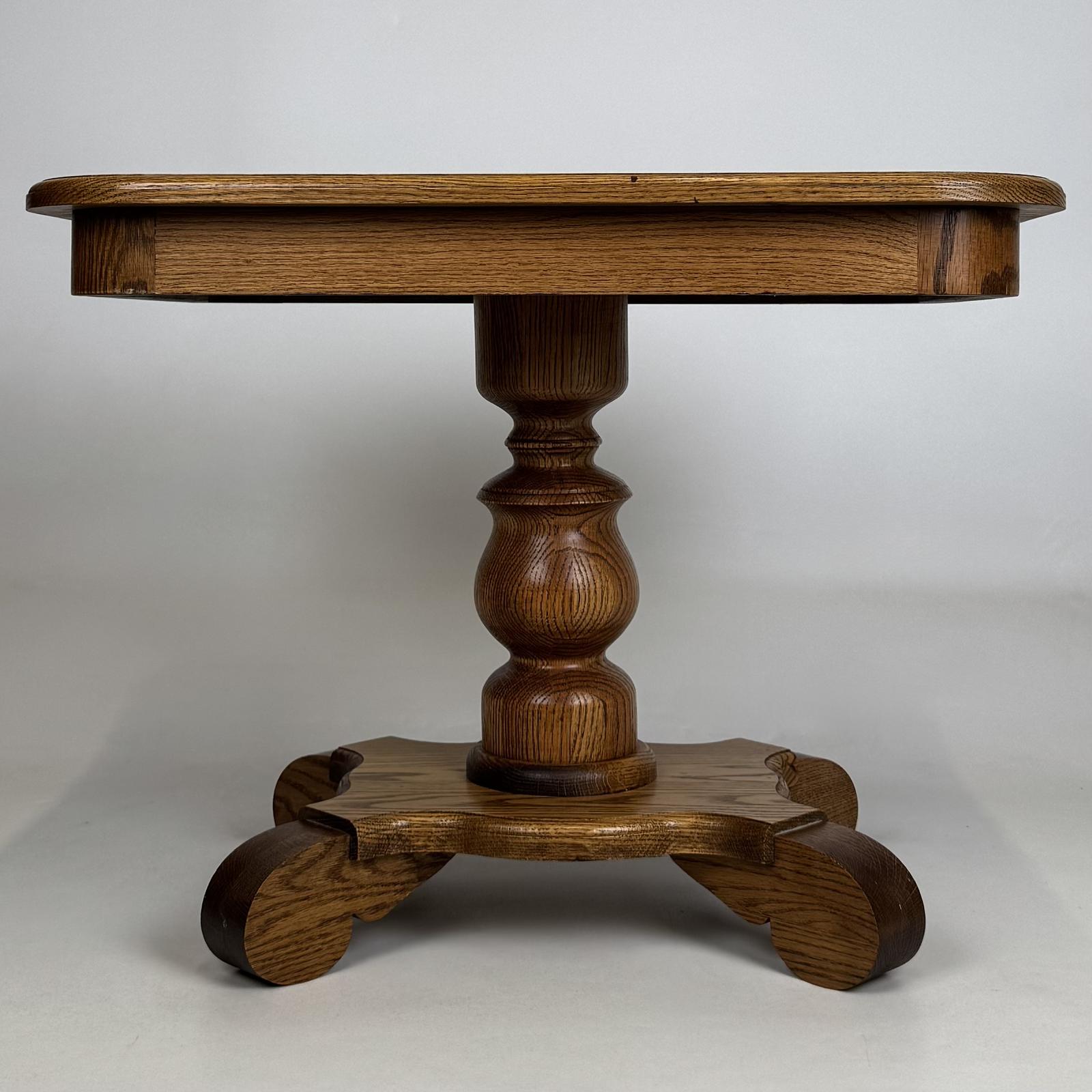 Vintage 20th Century Good Quality Coffee Table in Oak (1 of 10) Vintage 20th Century Good Quality Coffee Table in Oak (1 of 10)