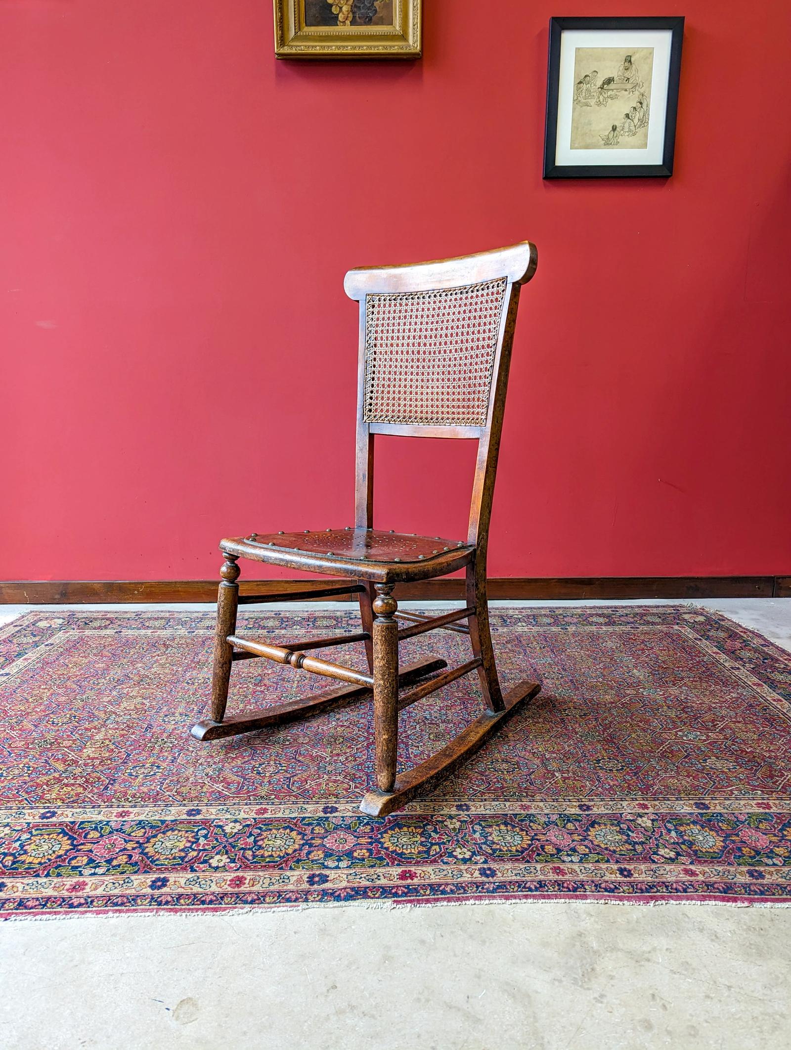 Antique 19th Century Elm Rocking Chair (1 of 9)