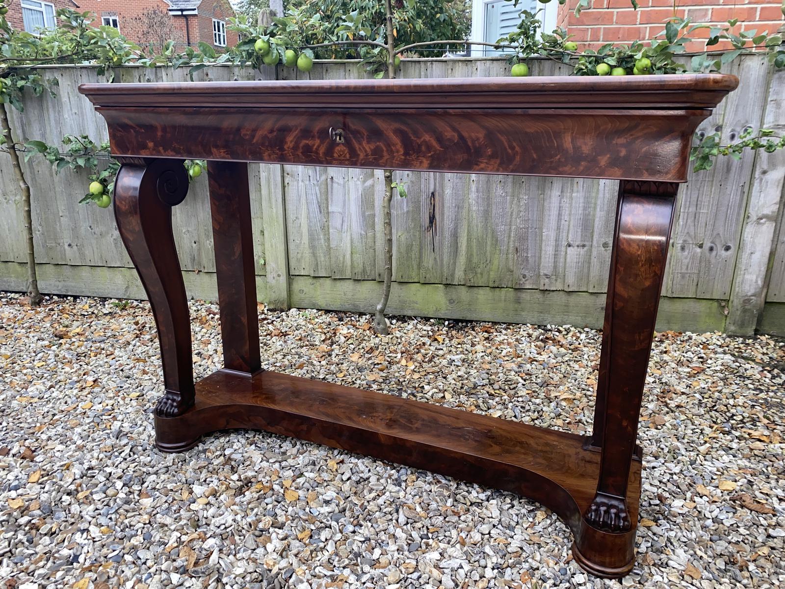 Large Flame Mahogany Console Table (1 of 10) Large Flame Mahogany Console Table (1 of 10)