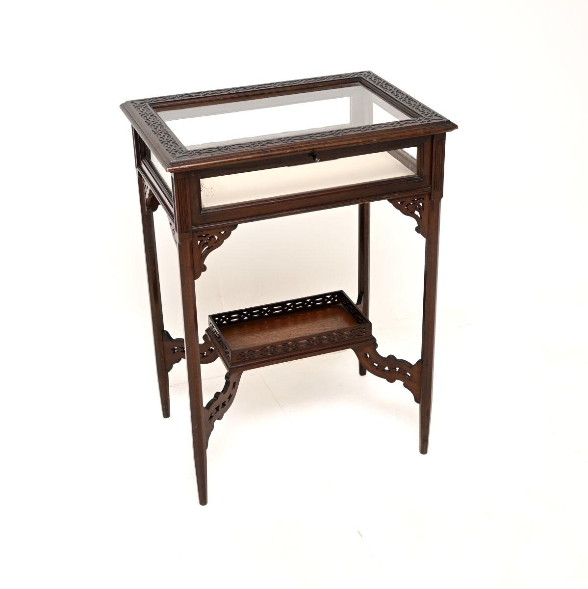 Antique Victorian Mahogany Bijouterie Display Table (1 of 10) Antique Victorian Mahogany Bijouterie Display Table (1 of 10)