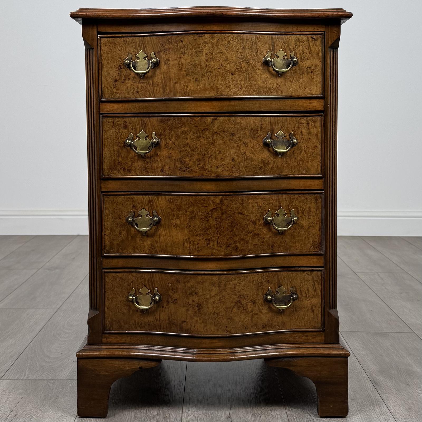 Antique 20th Century Serpentine Chest of Drawers in Burr Walnut (1 of 11)