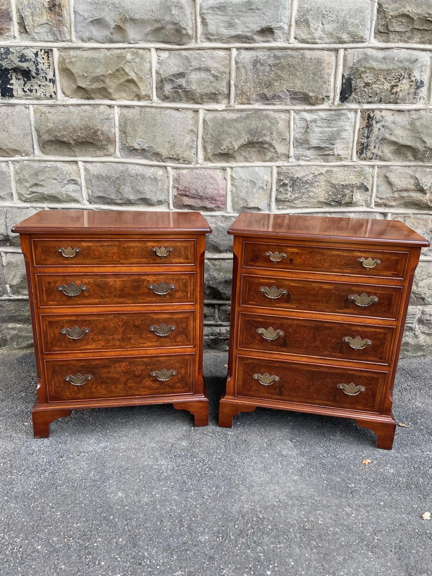 Quality Pair Burr Walnut Bedside Chest Drawers (1 of 13) Quality Pair Burr Walnut Bedside Chest Drawers (1 of 13)