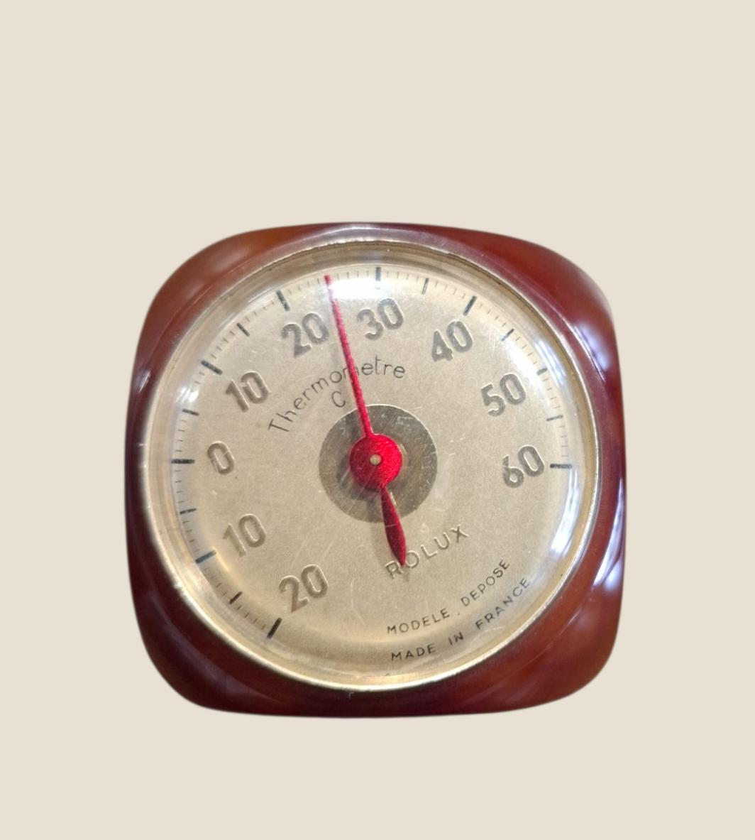 Unusual French Bakelite Dice Thermometer by Rolux (1 of 4) Unusual French Bakelite Dice Thermometer by Rolux (1 of 4)