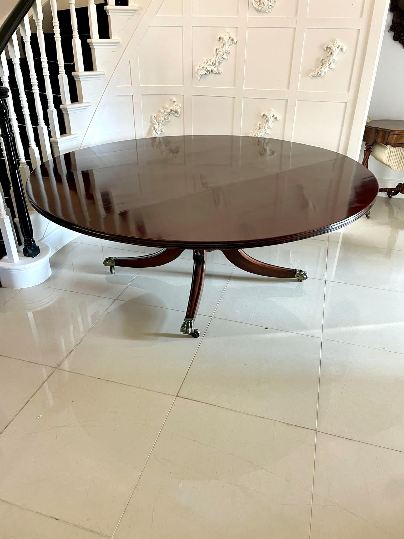 Outstanding Quality Large 10 Seater Antique Quality Mahogany Round Dining Table (1 of 11) Outstanding Quality Large 10 Seater Antique Quality Mahogany Round Dining Table (1 of 11)