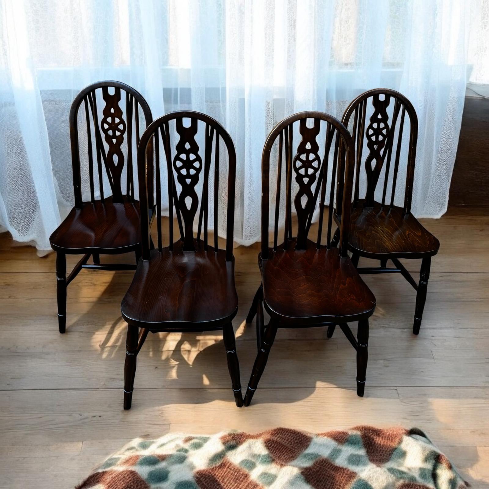 Vintage Old Charm Style Dining Wheelback Kitchen Windsor Chairs / Set of 4 / Dark Oak c.1970 (1 of 10)