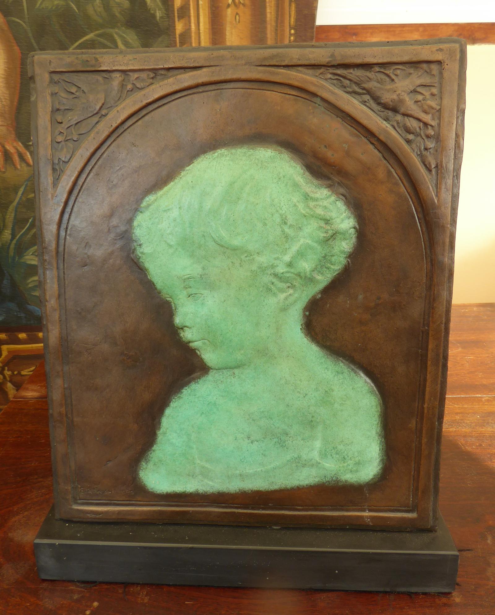 Bronze Art Deco Girl Artist Eva Knight 1930 (1 of 16) Bronze Art Deco Girl Artist Eva Knight 1930 (1 of 16)