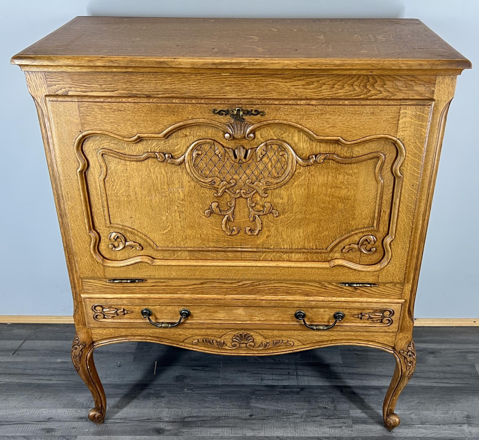 Cabinet Vintage French  Style Oak Cupboard with Drawer & Key (1 of 11)