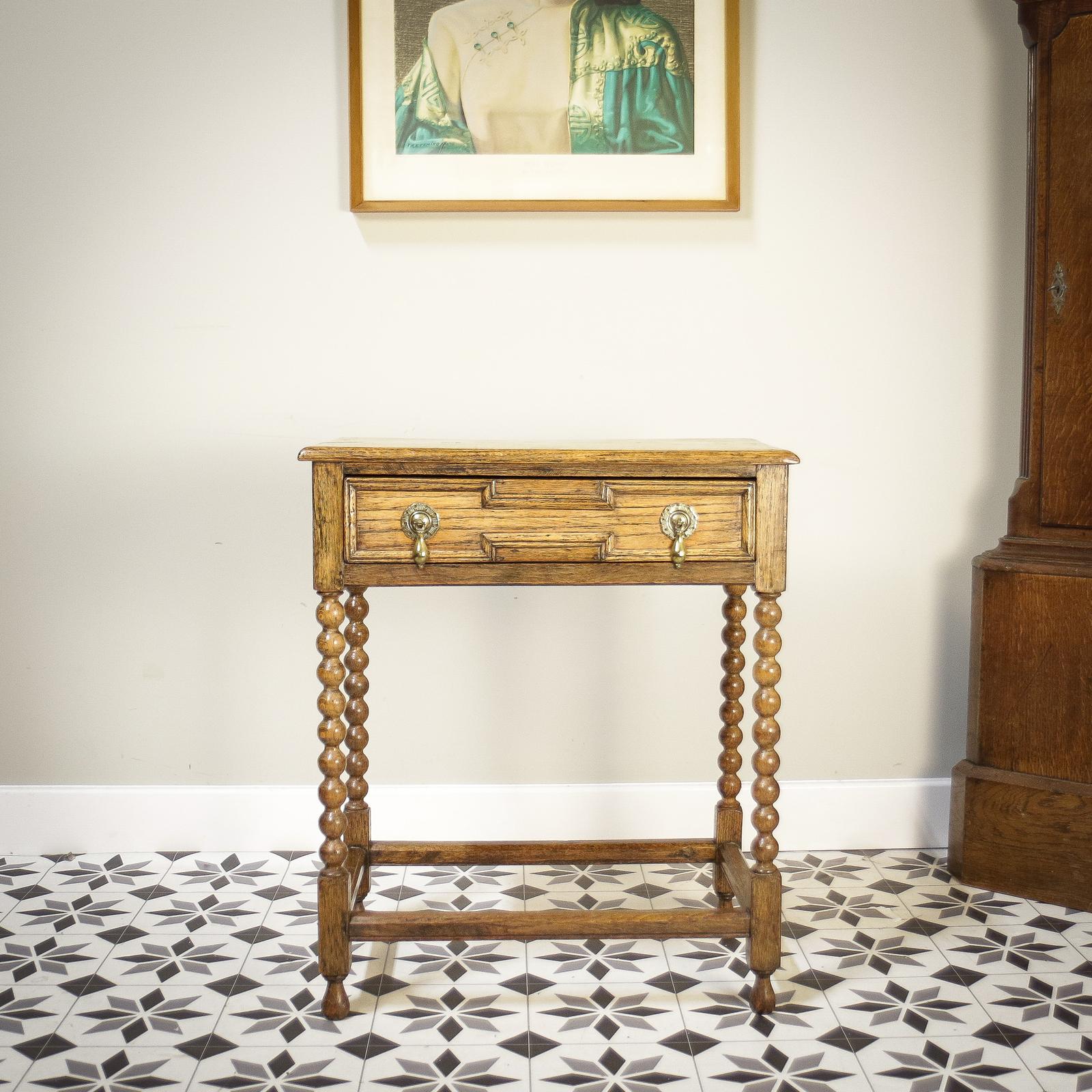 Oak Hall Side Table in a Jacobean Style with Single Drawer and Bobbin Legs (1 of 17)
