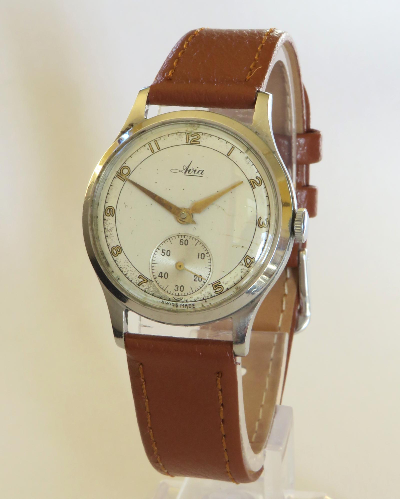 Watch : Gents 1950s Avia Wrist Watch (1 of 5)