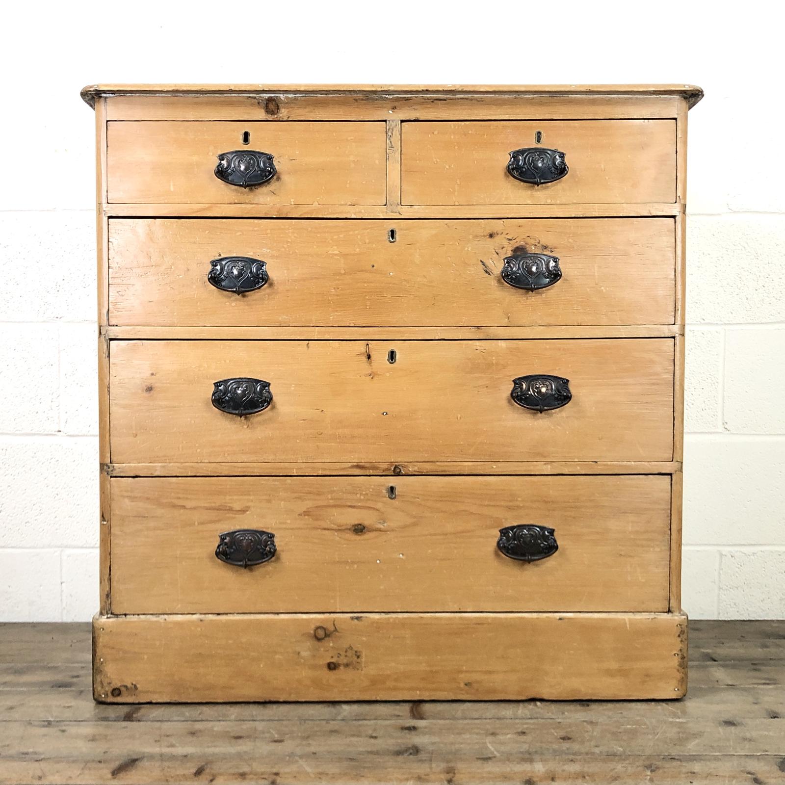 Antique Pine Chest of Drawers (1 of 9) Antique Pine Chest of Drawers (1 of 9)