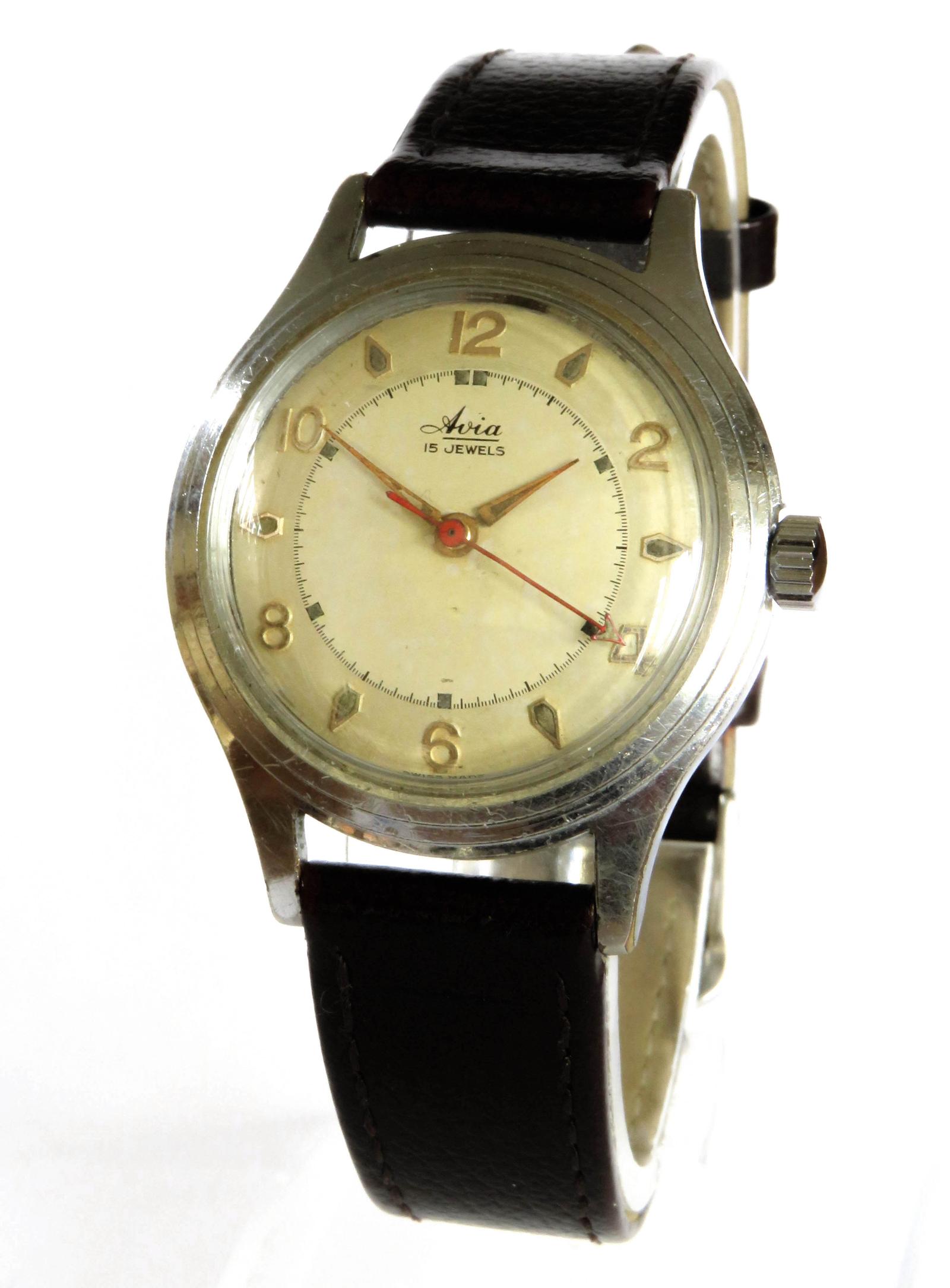 Watch : Gents 1950s Avia Wrist Watch (1 of 5)