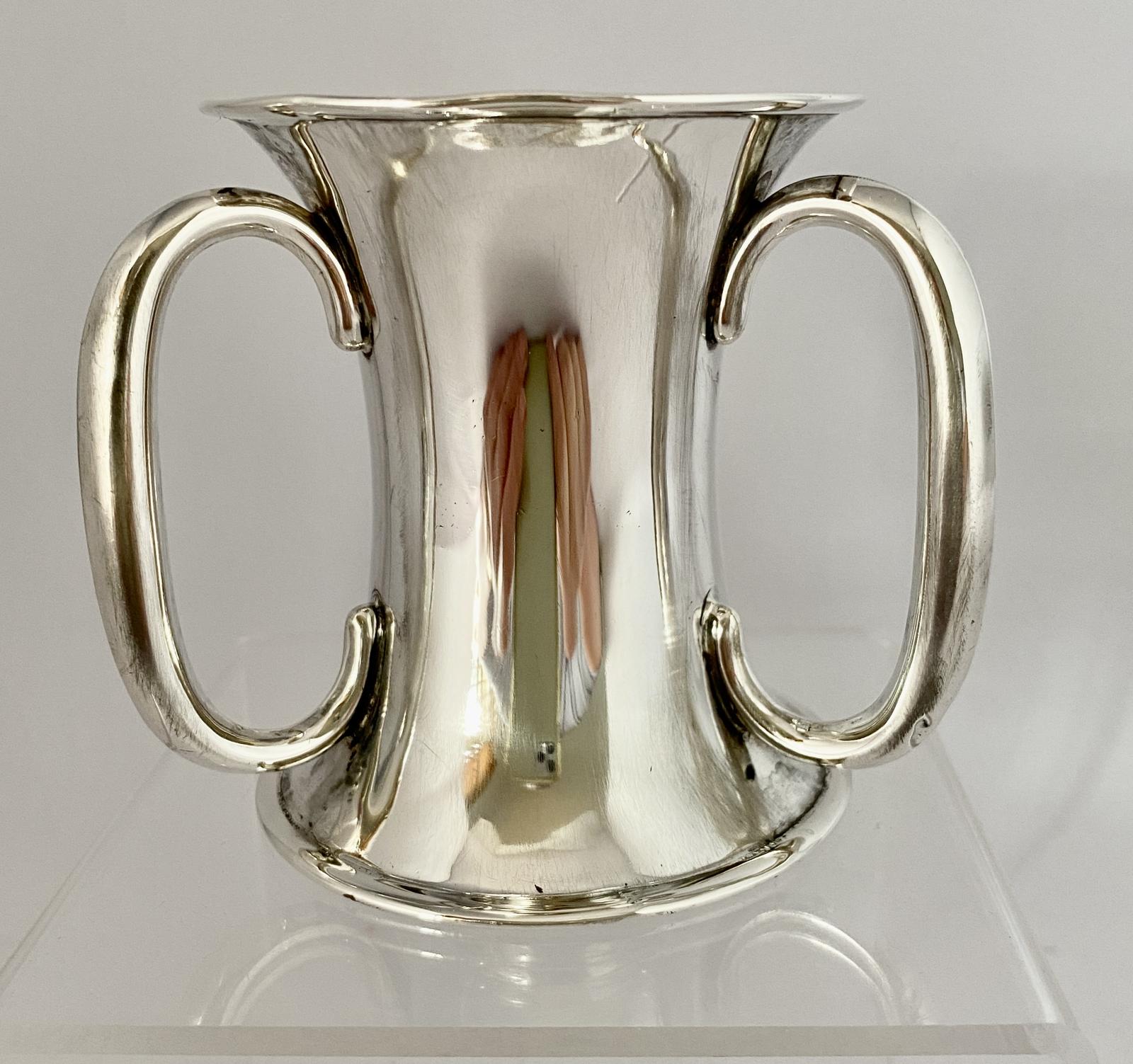 Stylish Silver Christening Mug. Birmingham 1912 (1 of 5)