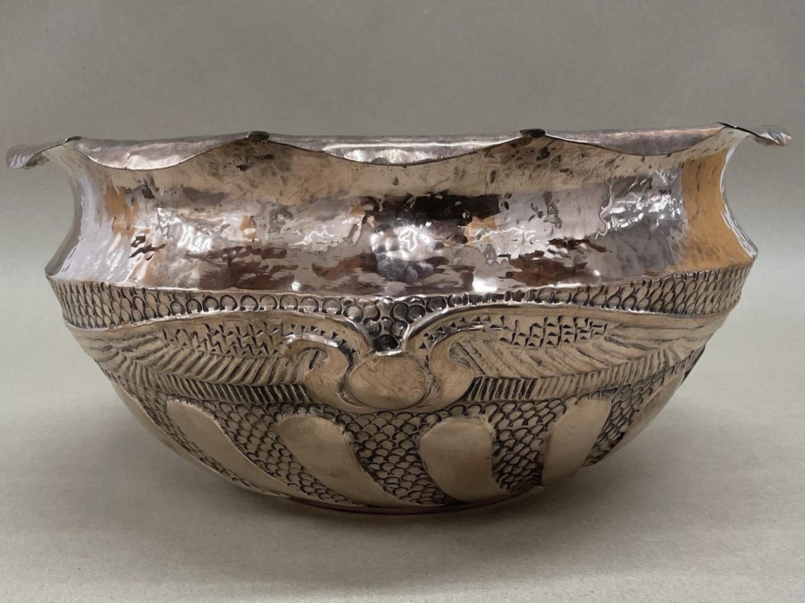 Arts & Crafts Repousse Copper Planter / Jardiniere Mythical Bird Decoration Antique Victorian c.1890 (1 of 6) Arts & Crafts Repousse Copper Planter / Jardiniere Mythical Bird Decoration Antique Victorian c.1890 (1 of 6)