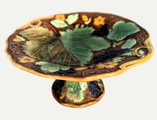 Victorian Majolica Dish on Stand (1 of 6) Victorian Majolica Dish on Stand (1 of 6)