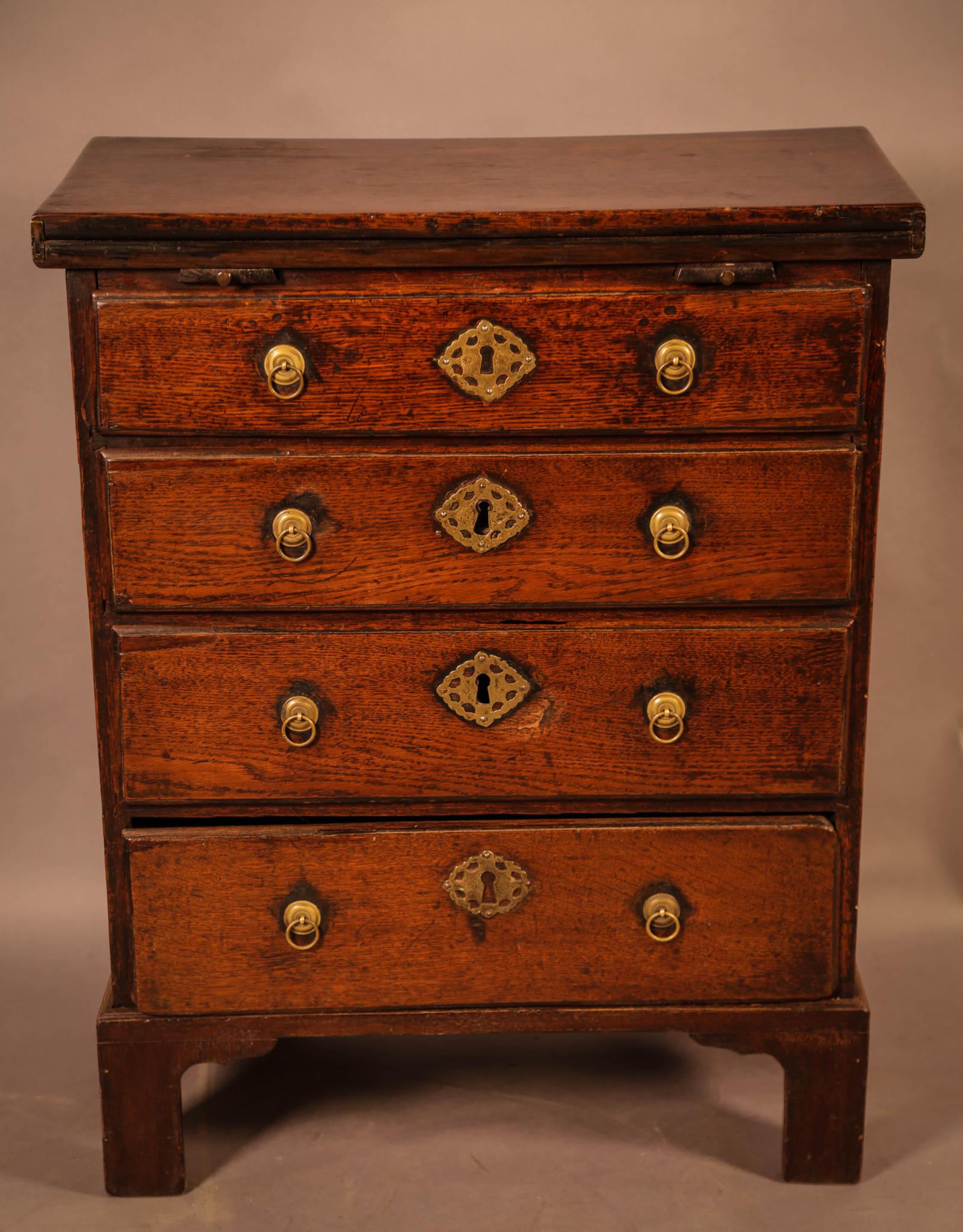 Rare Early Georgian Bachelors Chest Tiny (1 of 11) Rare Early Georgian Bachelors Chest Tiny (1 of 11)