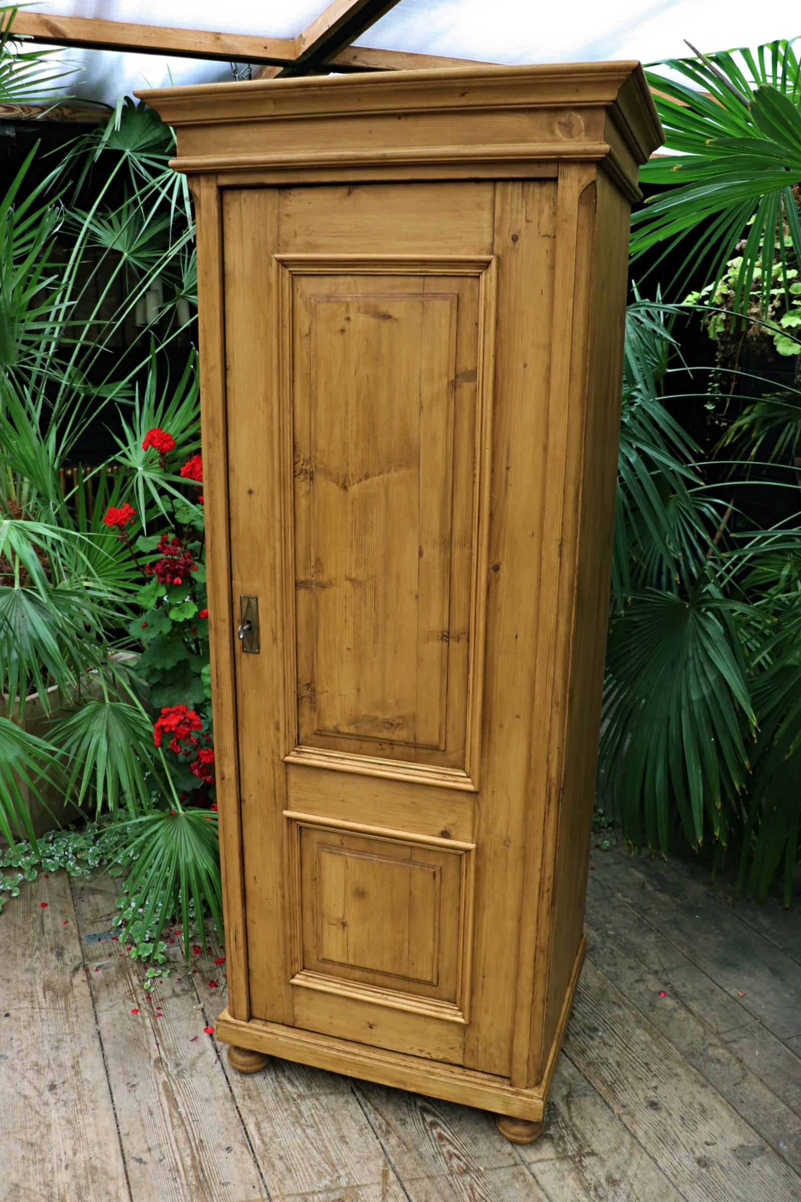 Beautiful! Old Pine Slim Cupboard-Larder / Housekeeping / Wardrobe (1 of 11)