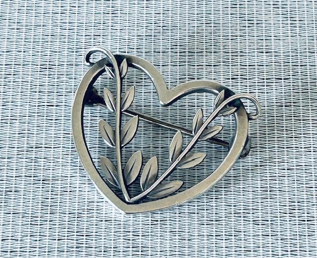 Georg Jensen Art Deco Silver Heart Brooch (1 of 5)