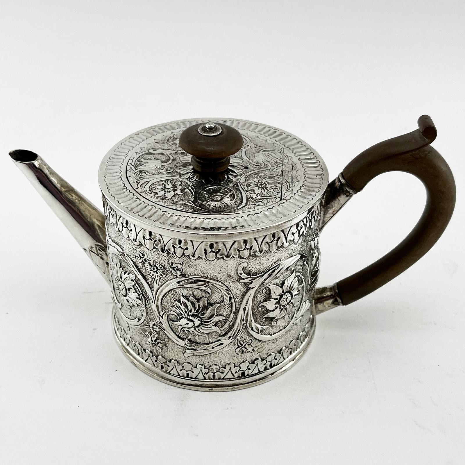 Unusual Antique Georgian Silver Drum Shaped Teapot (1 of 8)