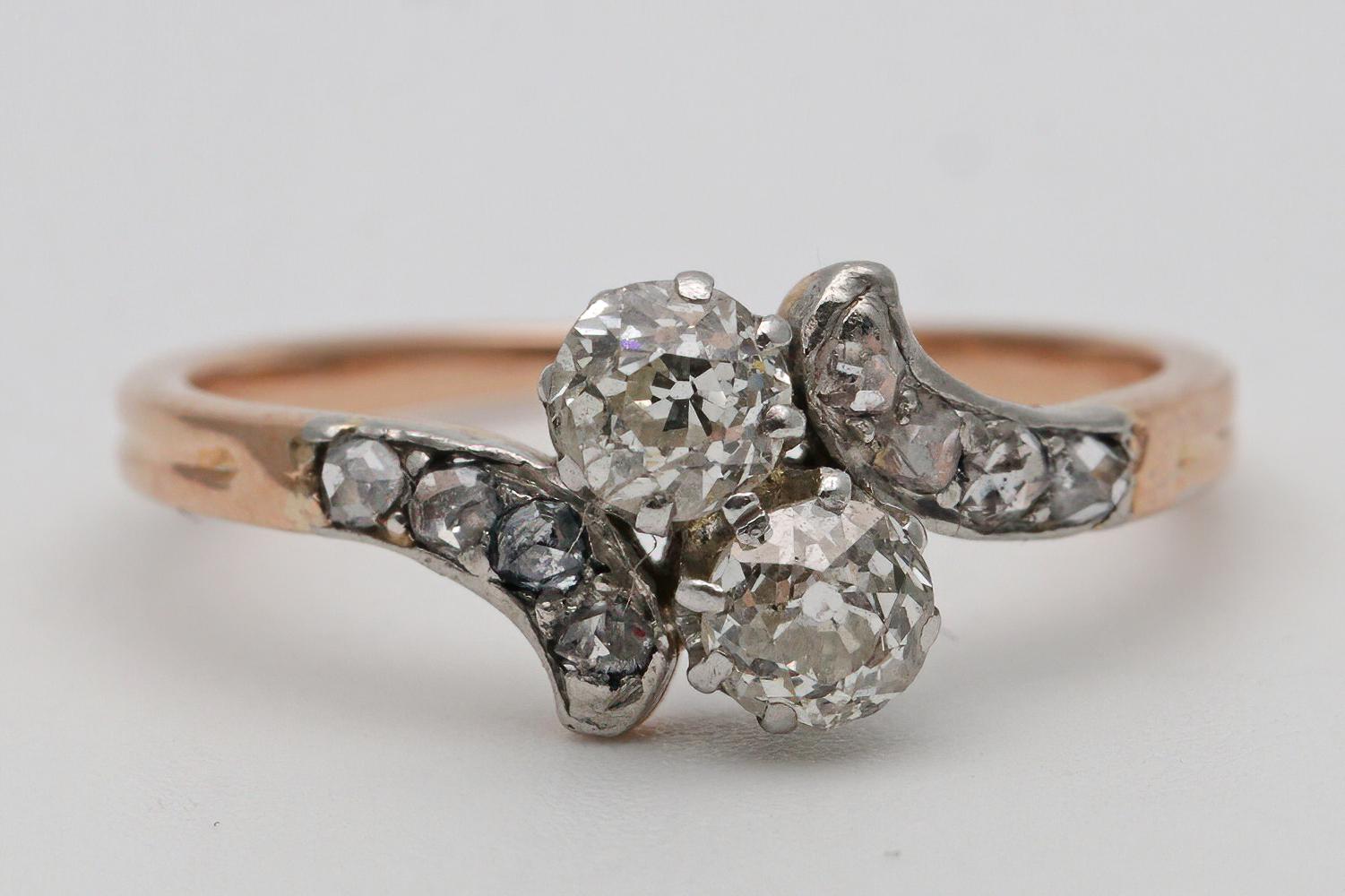 Art Deco moi et toi 18ct Gold & Diamond Ring (1 of 2)