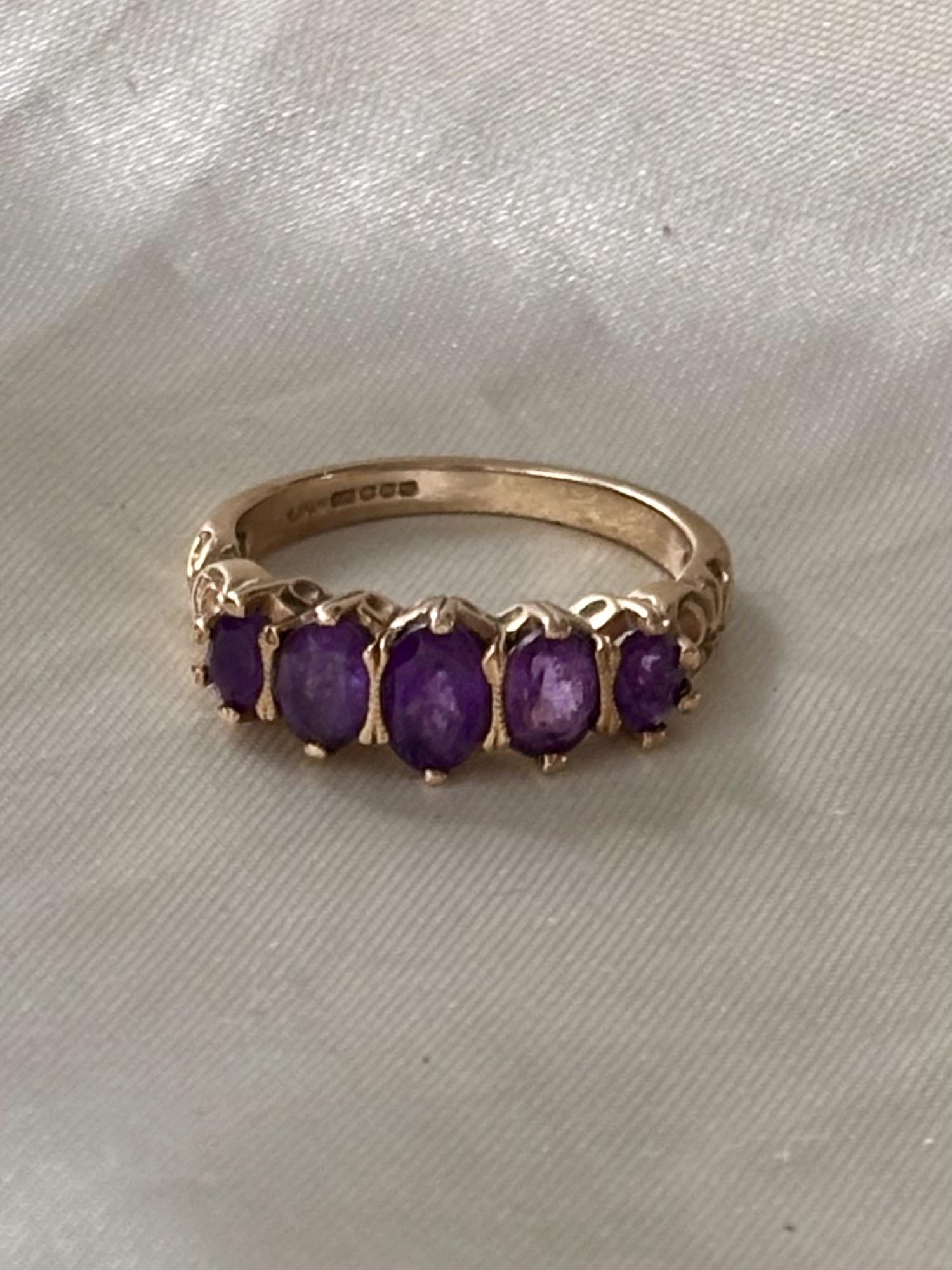 Vintage 5 Stone Amethyst Gold Ring (1 of 11) Vintage 5 Stone Amethyst Gold Ring (1 of 11)