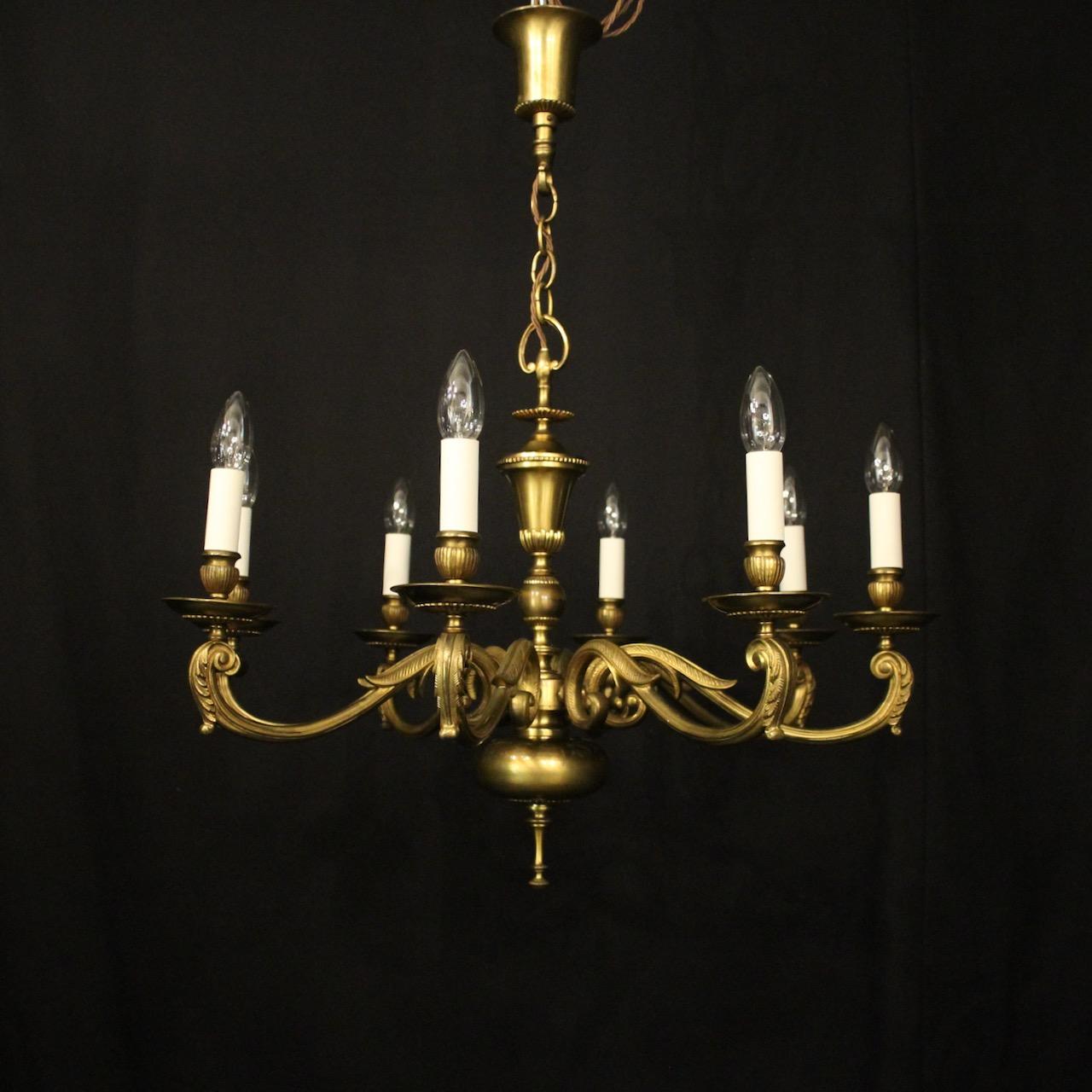 English Gilded Brass 8 Light Chandelier (1 of 10) English Gilded Brass 8 Light Chandelier (1 of 10)