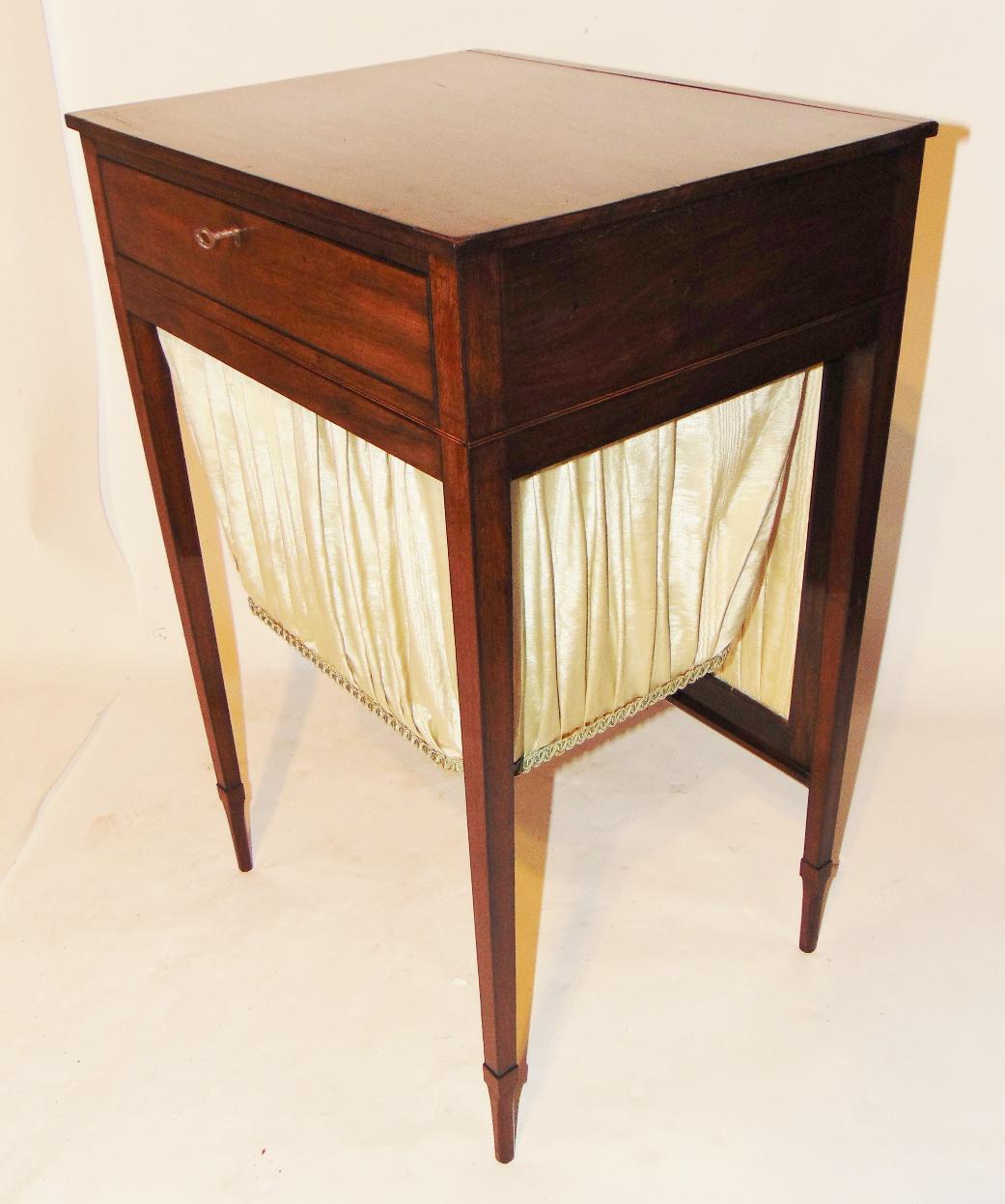 Georgian Mahogany Work Table (1 of 7) Georgian Mahogany Work Table (1 of 7)