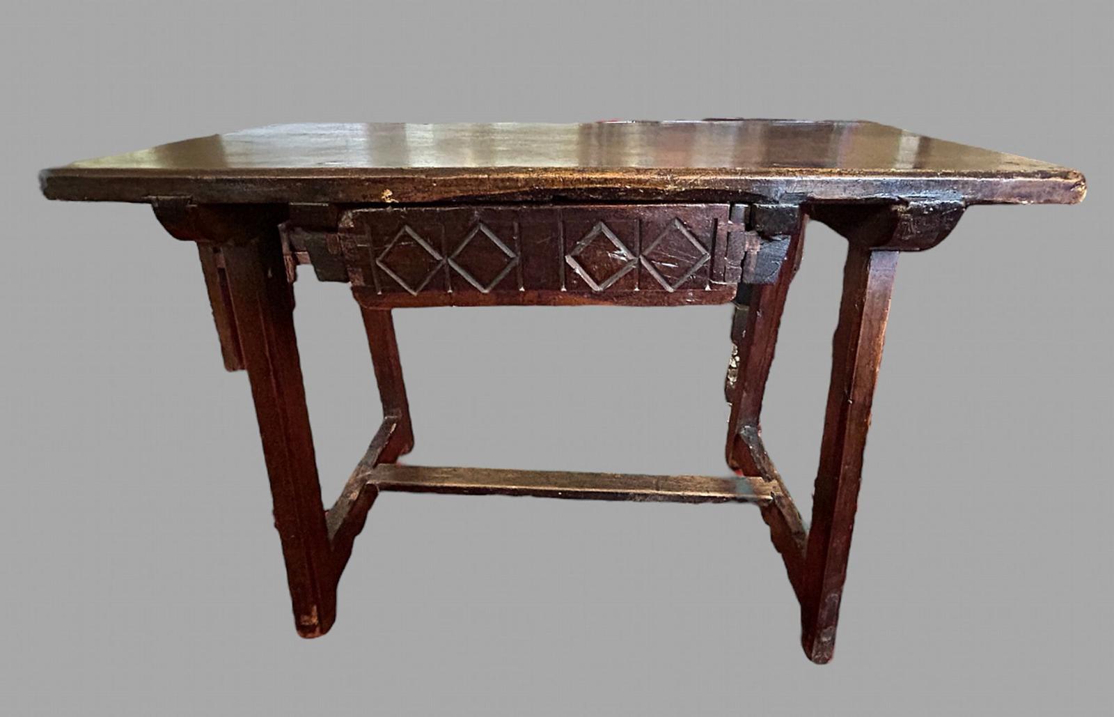 17th Century Spanish Walnut Side Table (1 of 5)