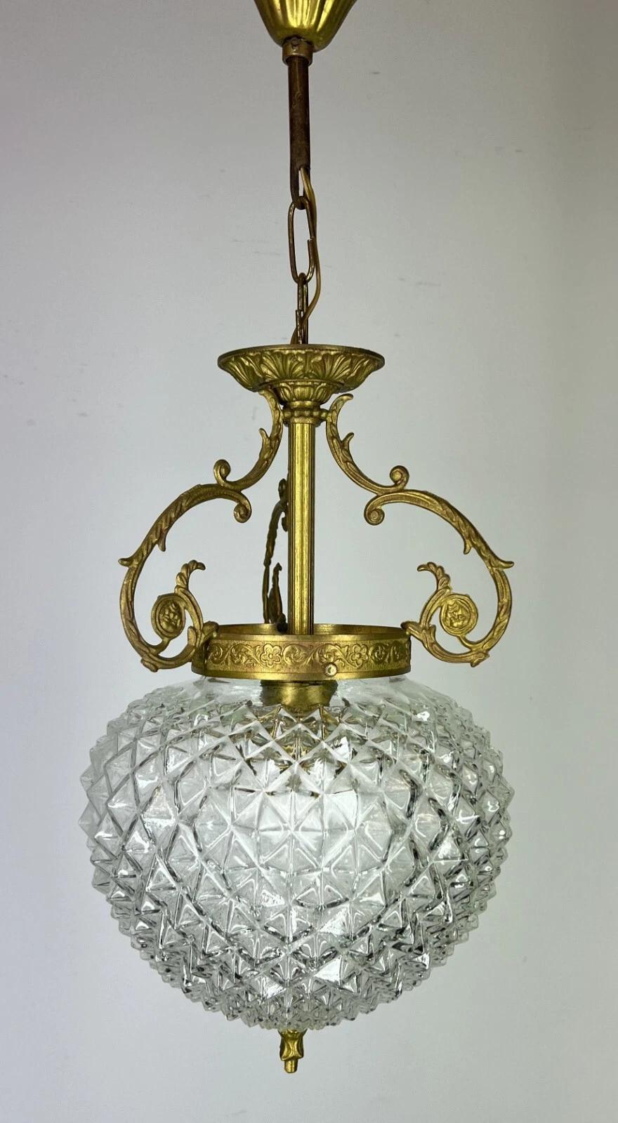 Ceiling Lamp Vintage Style Brass & Pressed Crystal Pendant Chandelier (1 of 10) Ceiling Lamp Vintage Style Brass & Pressed Crystal Pendant Chandelier (1 of 10)