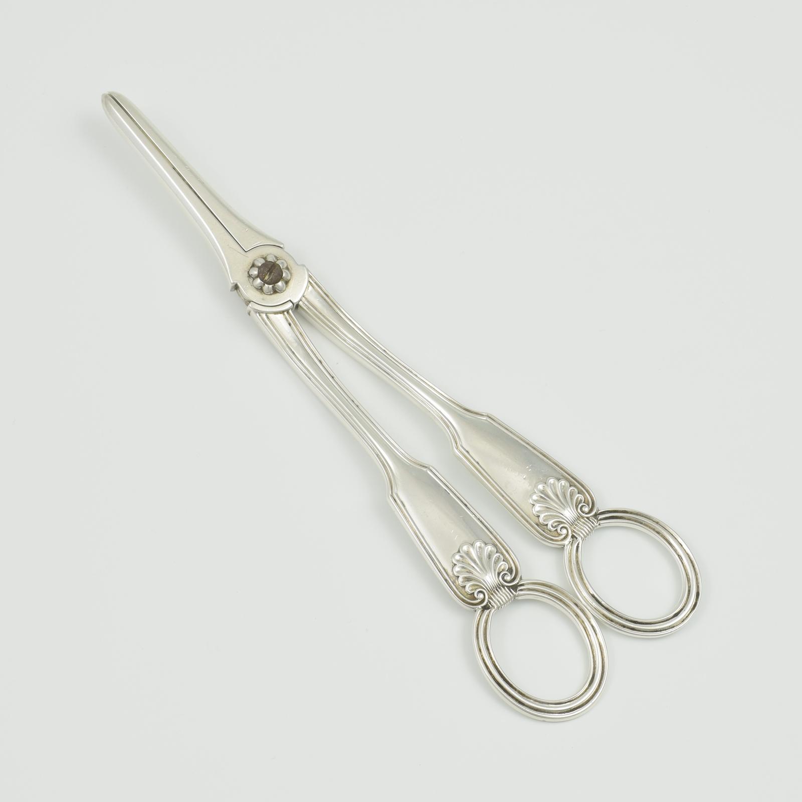 Fine Pair of Victorian Sterling Silver Grape Scissors 1895 Goldsmiths & Silversmiths Co. Gibson & Langman (1 of 10) Fine Pair of Victorian Sterling Silver Grape Scissors 1895 Goldsmiths & Silversmiths Co. Gibson & Langman (1 of 10)