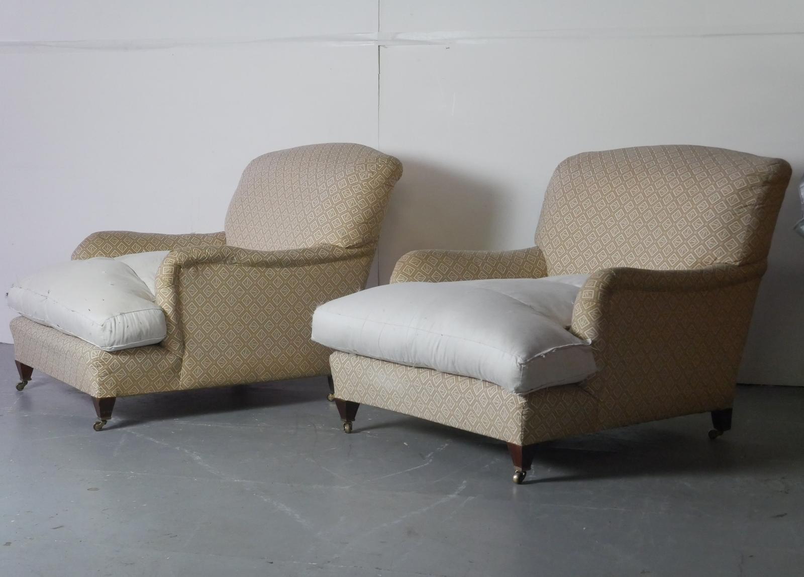 Large Pair Whytock & Reid Armchairs (1 of 10) Large Pair Whytock & Reid Armchairs (1 of 10)