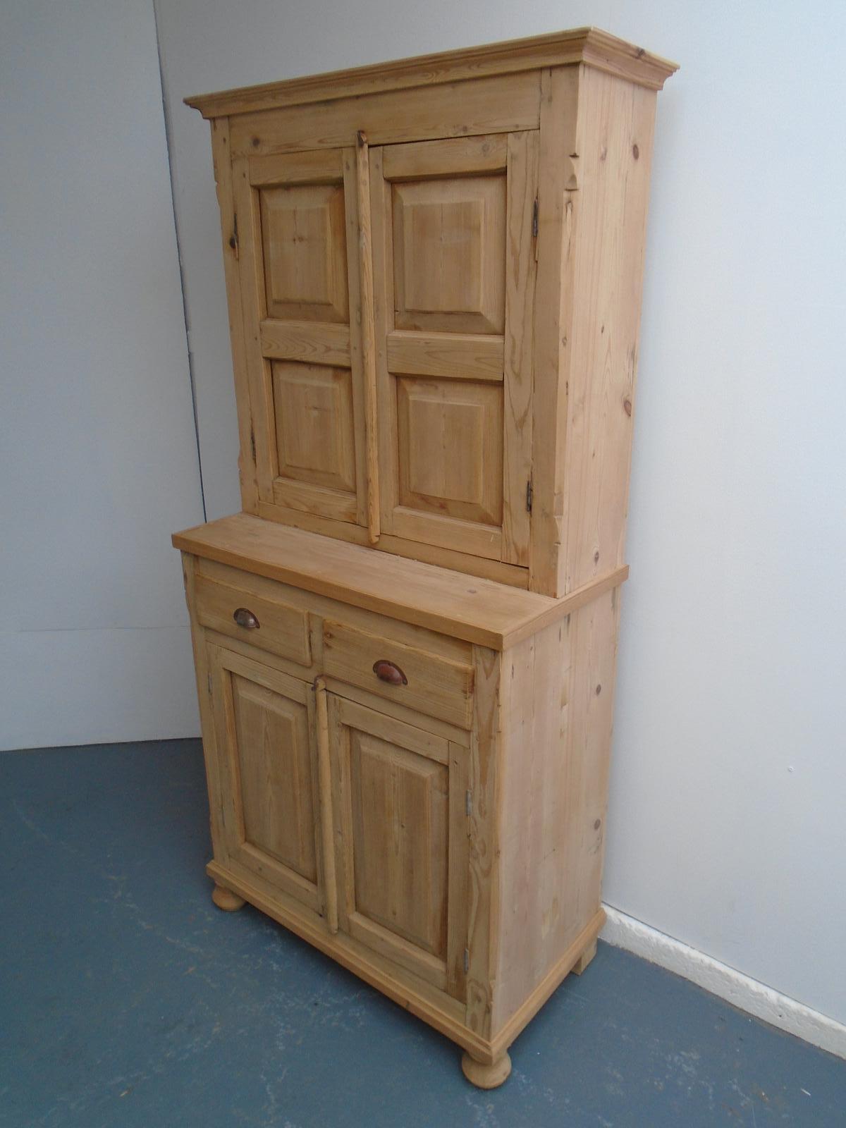 A Superb Georgian Antique / Old Pine Panelled Kitchen Dresser to Wax / Paint (1 of 10) A Superb Georgian Antique / Old Pine Panelled Kitchen Dresser to Wax / Paint (1 of 10)