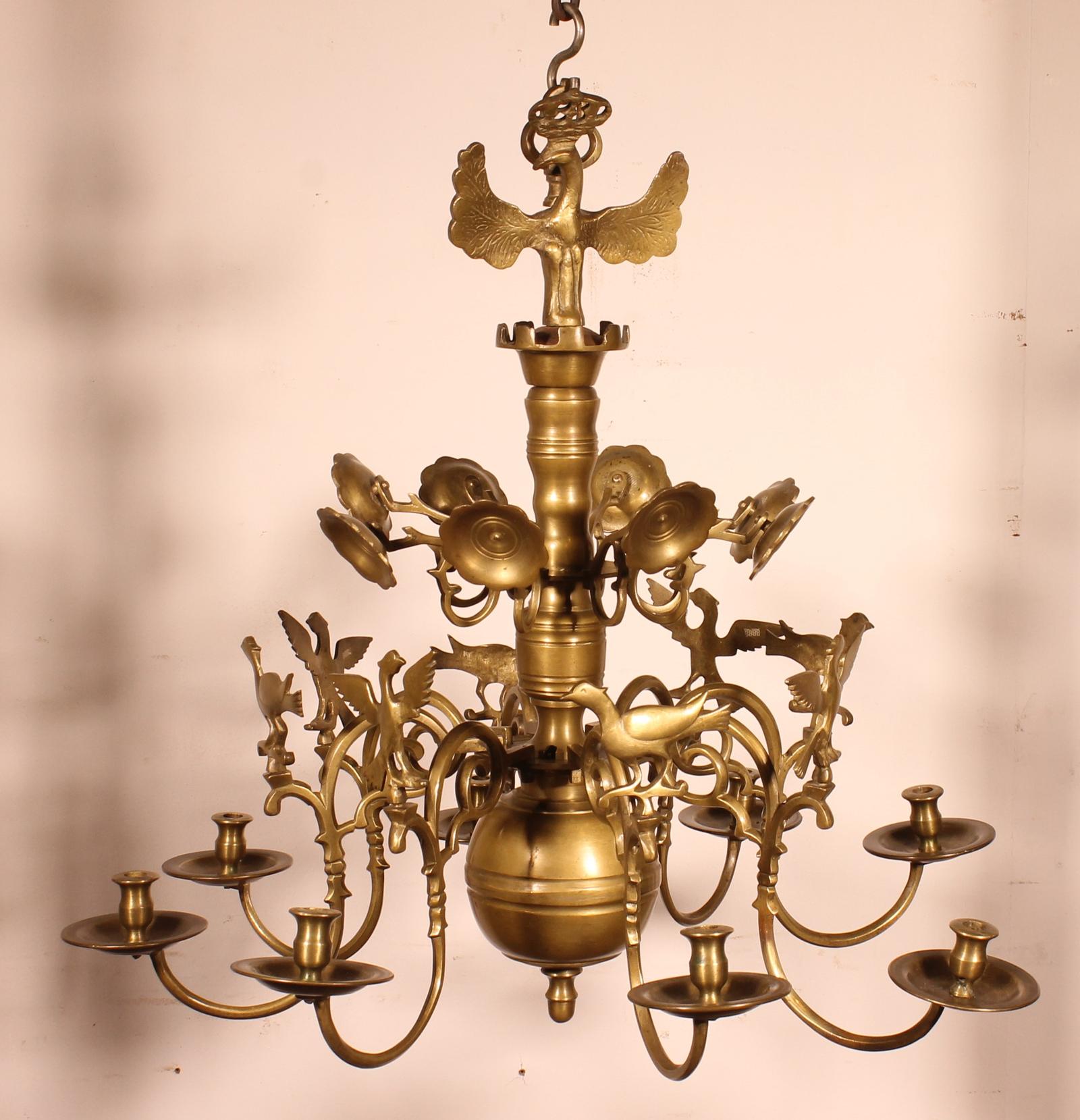 Renaissance Bronze Chandelier with 8 Light Arms Decorated with Birds (1 of 15)