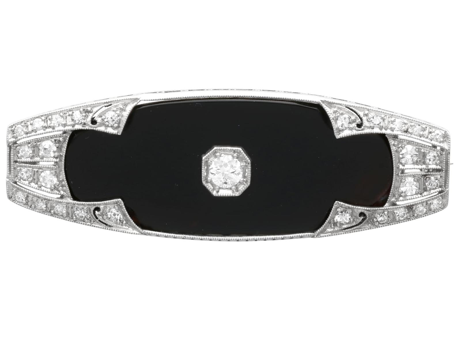 Antique Art Deco 11.20ct Black Onyx & 0.91ct Diamond, Platinum Brooch c.1920 (1 of 11)