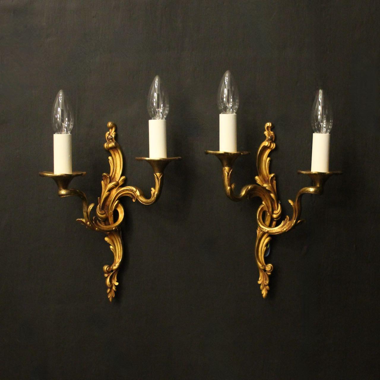 French Pair of Gilded Bronze Antique Wall Lights (1 of 10)