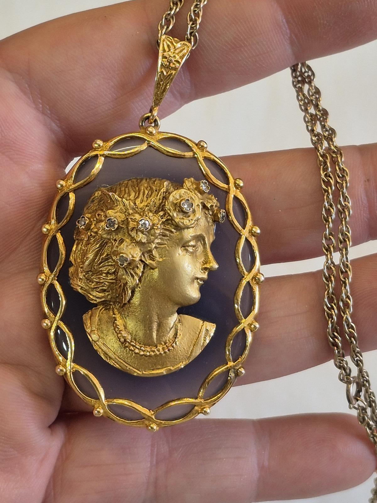 Impressive 9ct Gold Cameo on Hardstone Pendant Necklace (1 of 8)