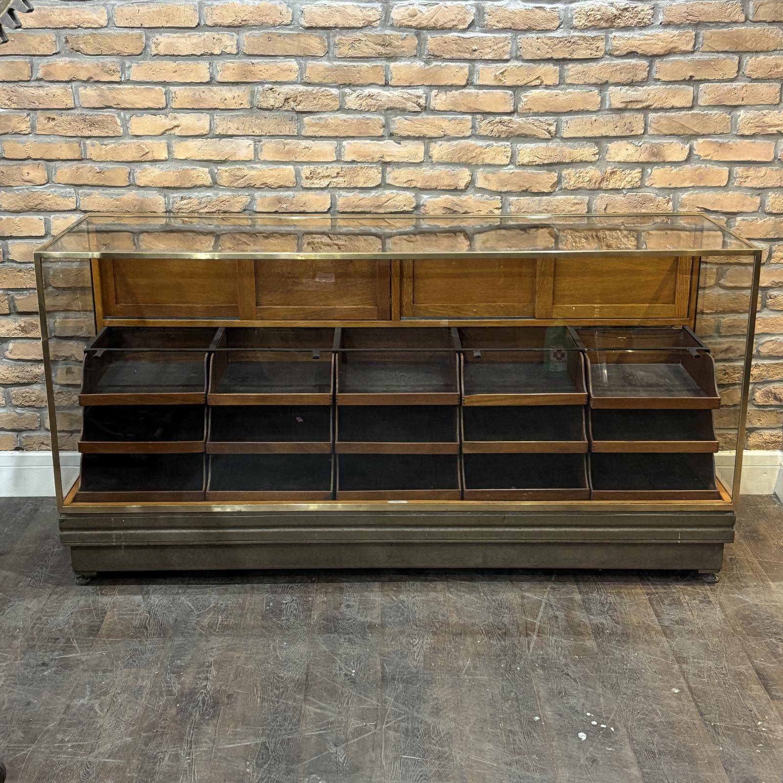 1930s Brass-framed Display Counter by Saml. Elliott & Sons (1 of 10) 1930s Brass-framed Display Counter by Saml. Elliott & Sons (1 of 10)