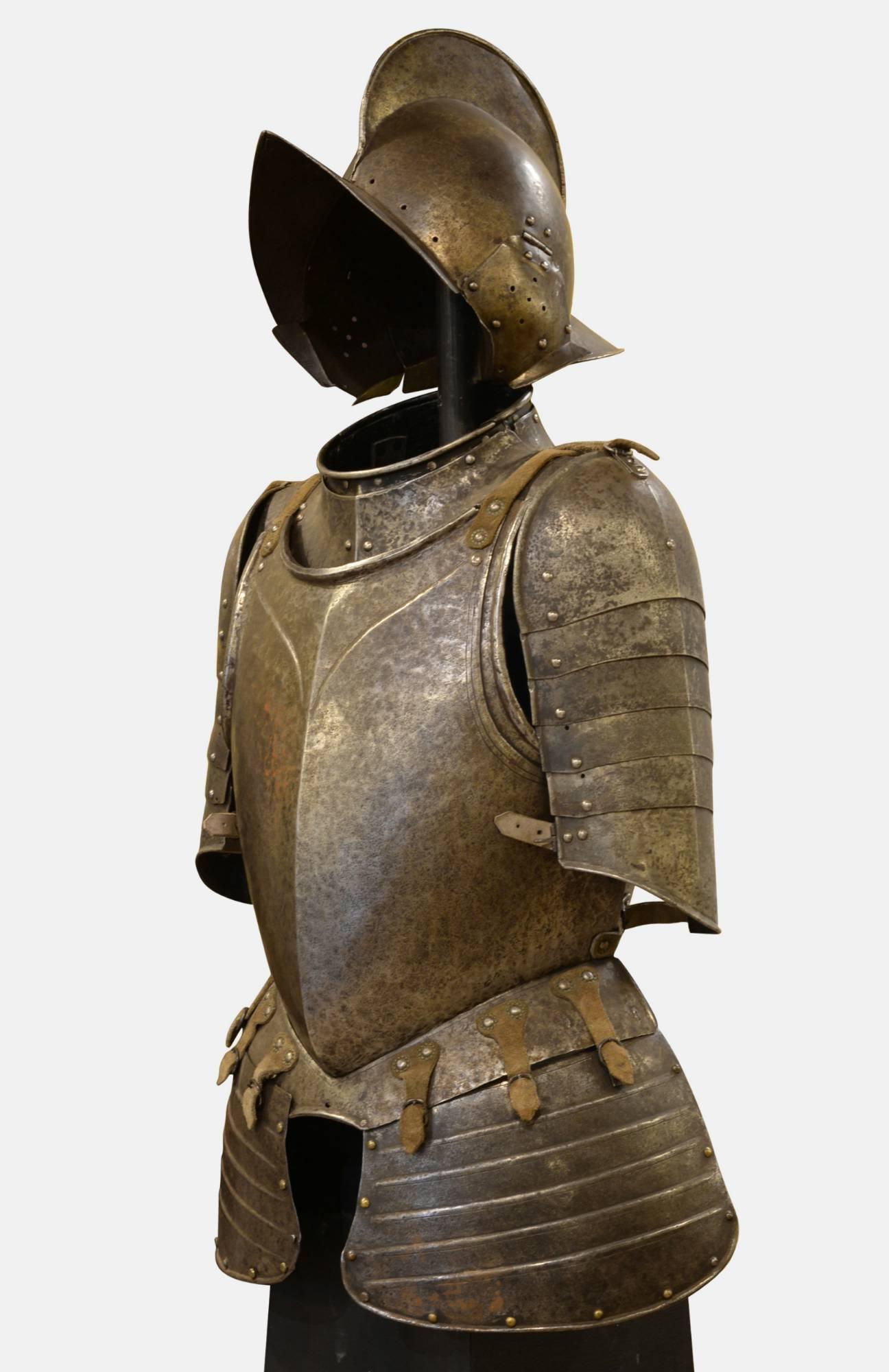 17th Century Pikemans Armour (1 of 4) 17th Century Pikemans Armour (1 of 4)